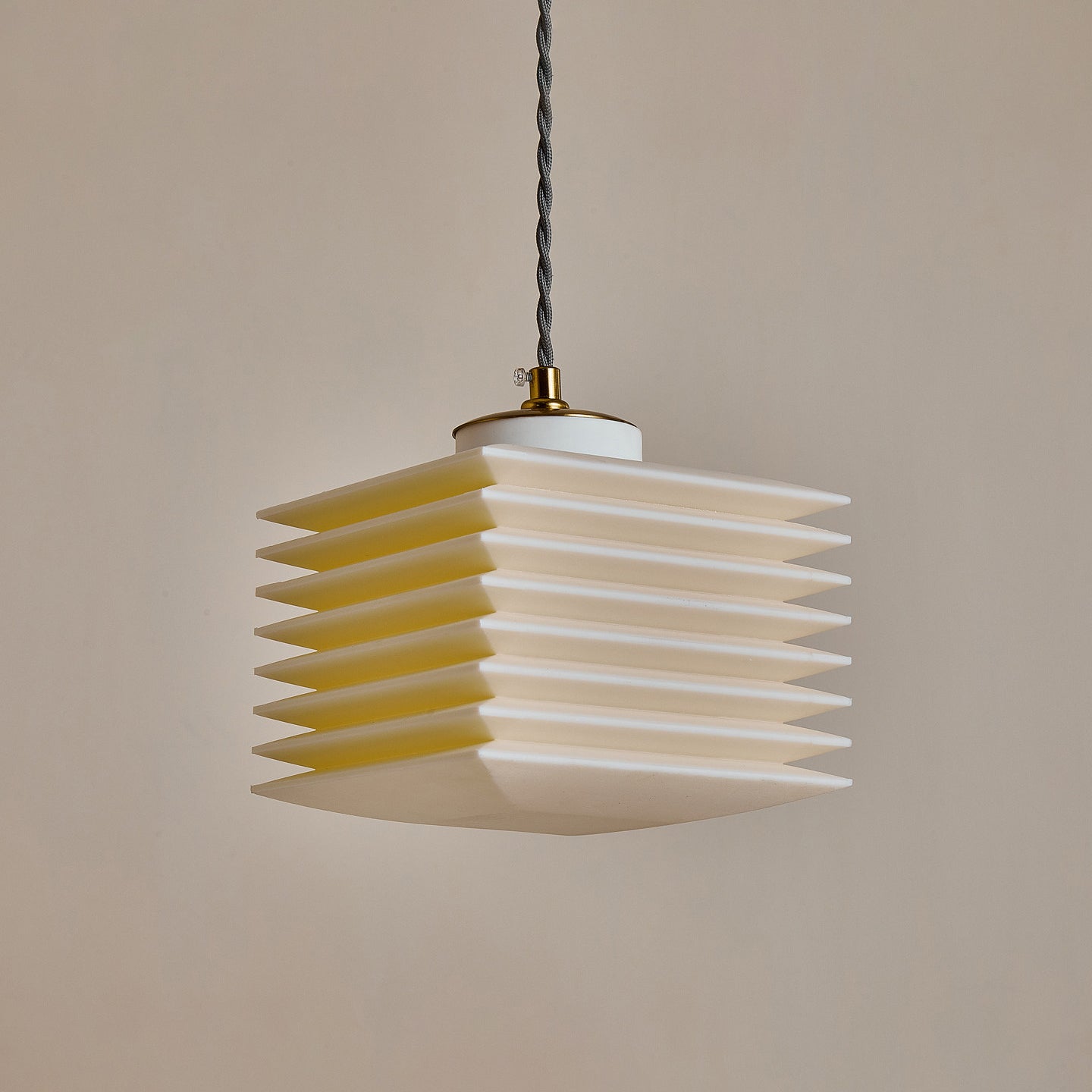 WINDSOR ORIENTAL INFLUENCE HANGING LANTERN