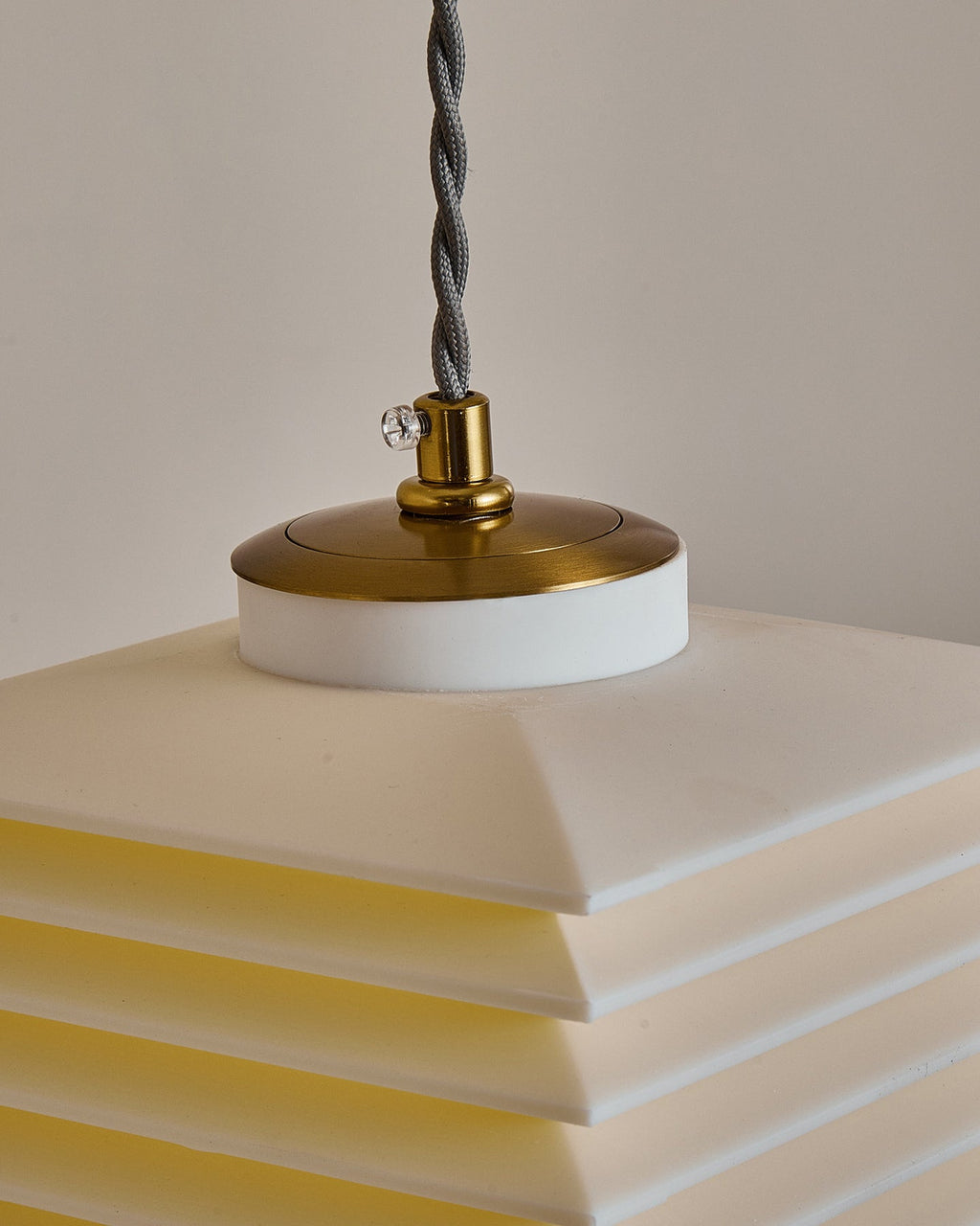 WINDSOR ORIENTAL INFLUENCE HANGING LANTERN