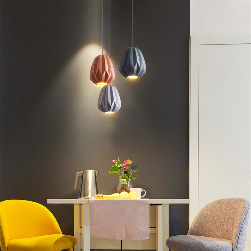 CORALINE AMBER RESIN HANGING LANTERN
