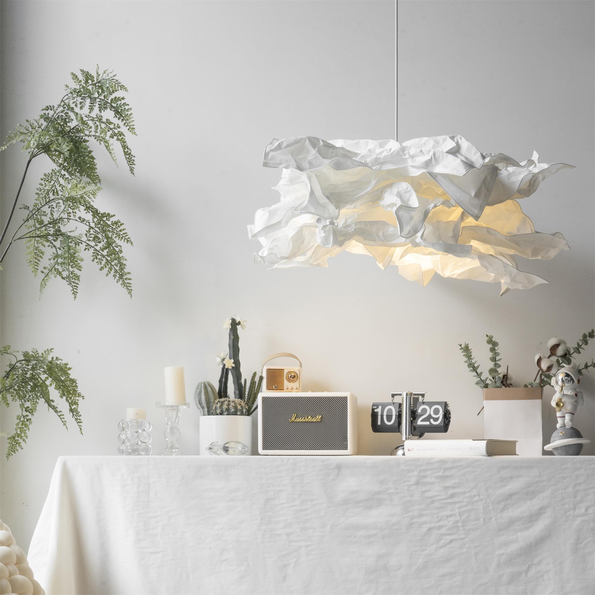 RAVENSDALE HANGING GLOBE LANTERN