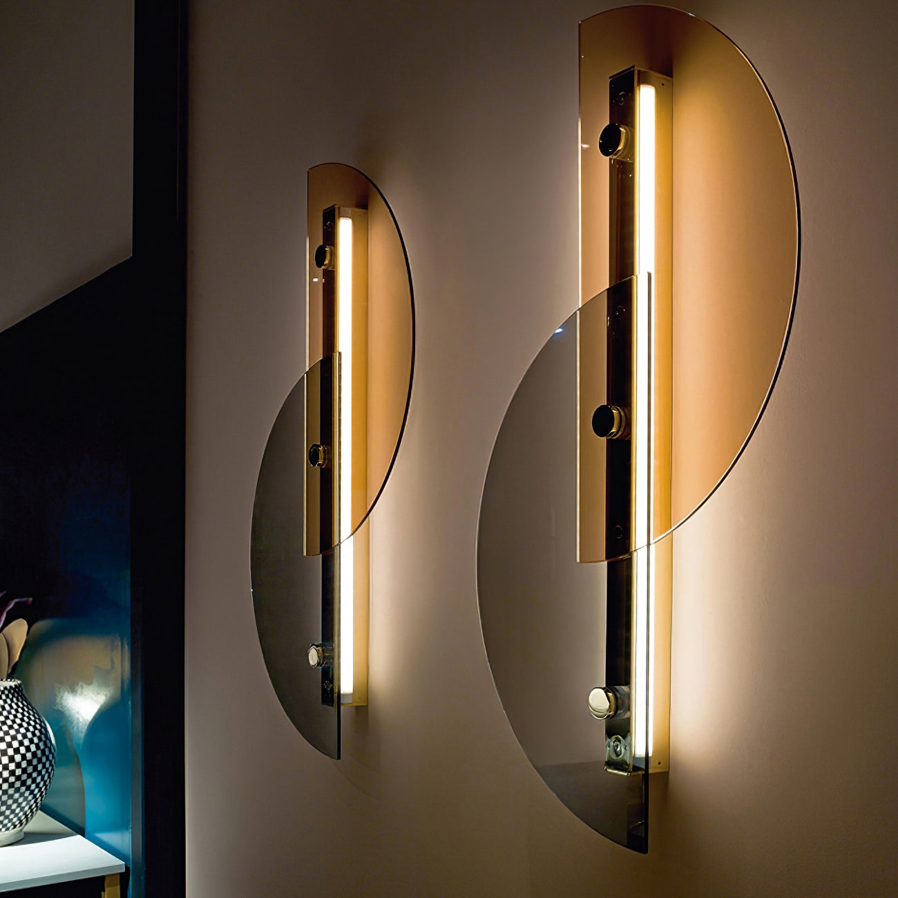 CHARLESTON BUTTERFLY INSPIRATION WALL SCONCE