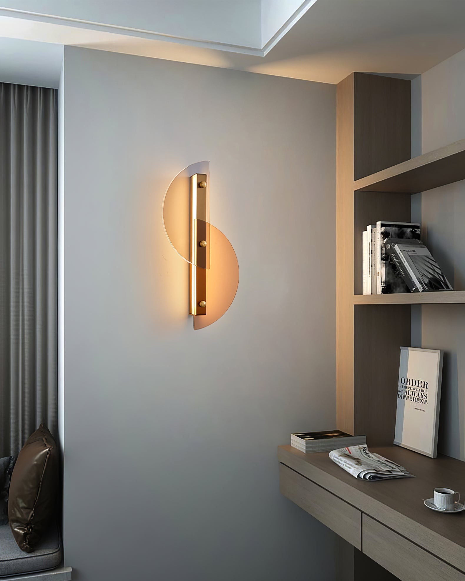 CHARLESTON BUTTERFLY INSPIRATION WALL SCONCE