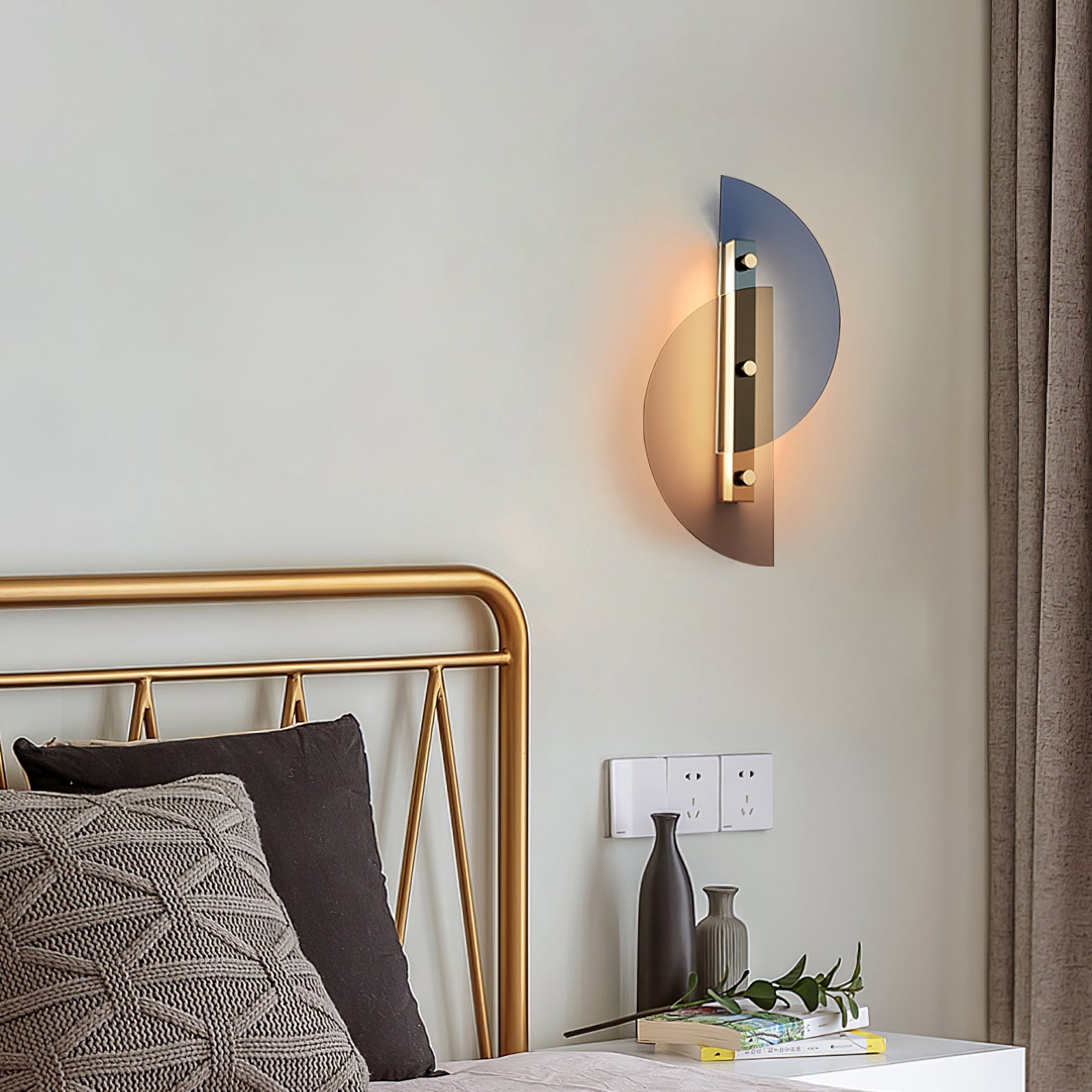 CHARLESTON BUTTERFLY INSPIRATION WALL SCONCE