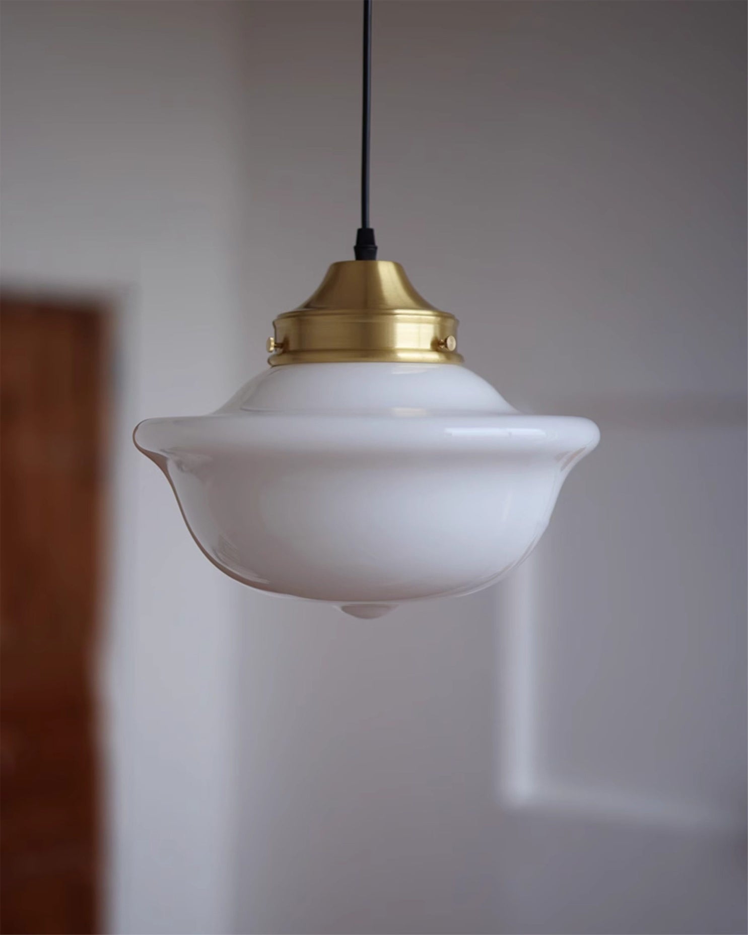 RAVENSDALE GLASS GLOBE HANGING LANTERN