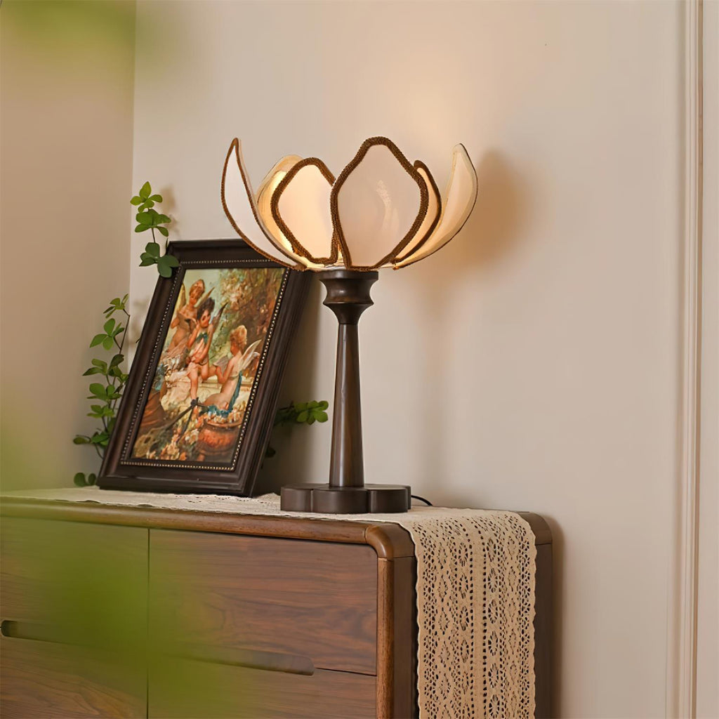 Fitzwilliam Vintage Ceramic Glow Lamp