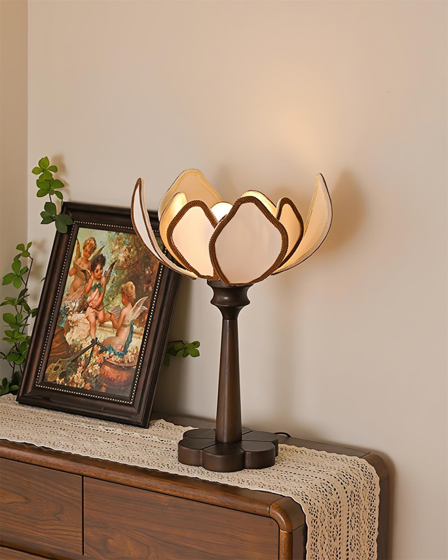Fitzwilliam Vintage Ceramic Glow Lamp