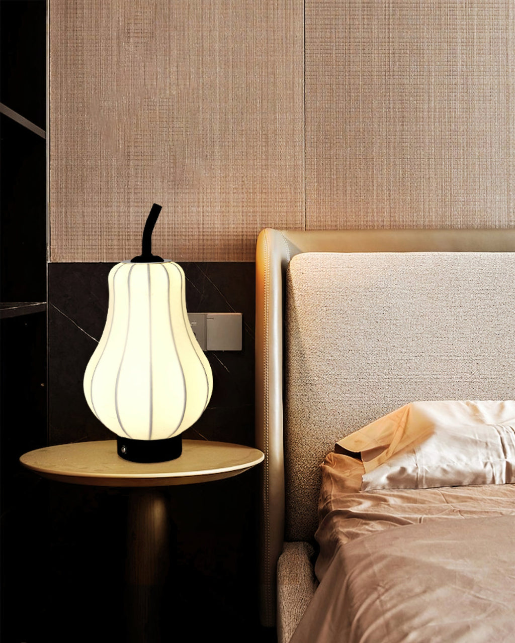 WINTHORPE PORTABLE PEAR-SHAPED ILLUMINATOR