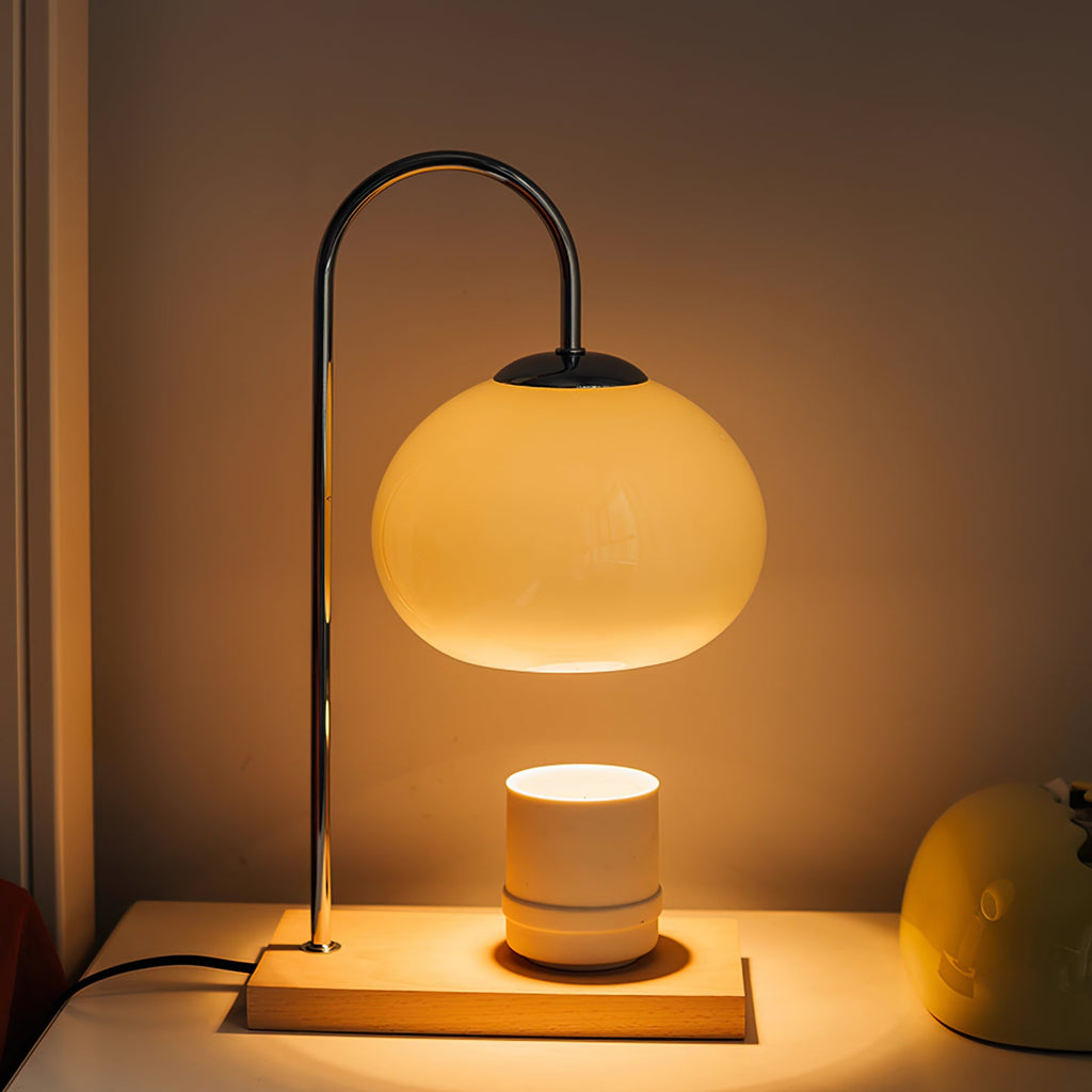 VIVIENNE GLOWING ORB CANDLE ILLUMINATOR