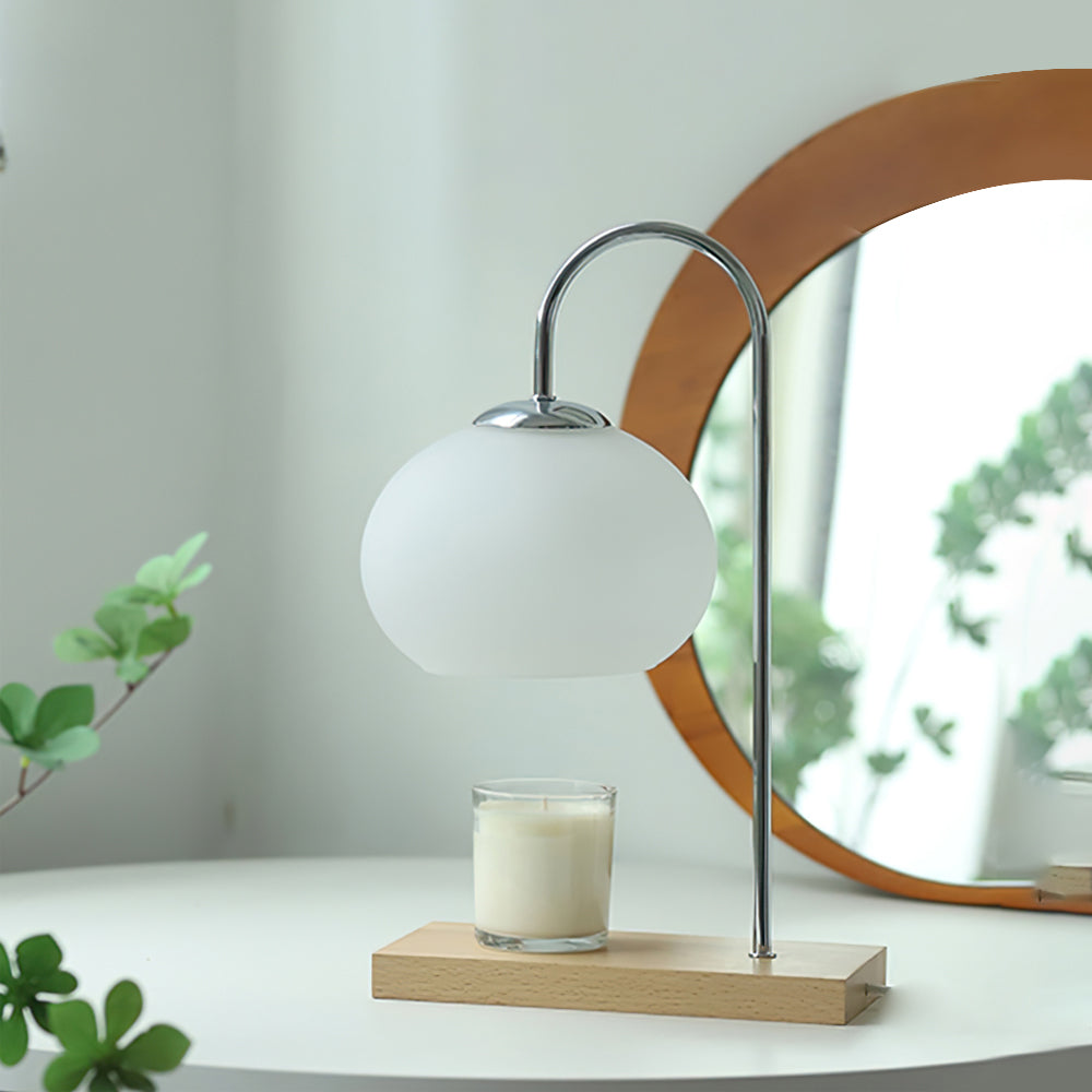 VIVIENNE GLOWING ORB CANDLE ILLUMINATOR