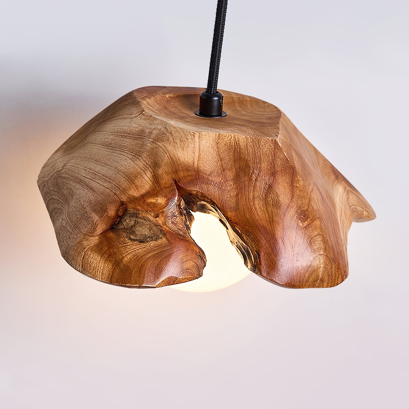 RAVENWOOD RUSTIC HANGING LANTERN