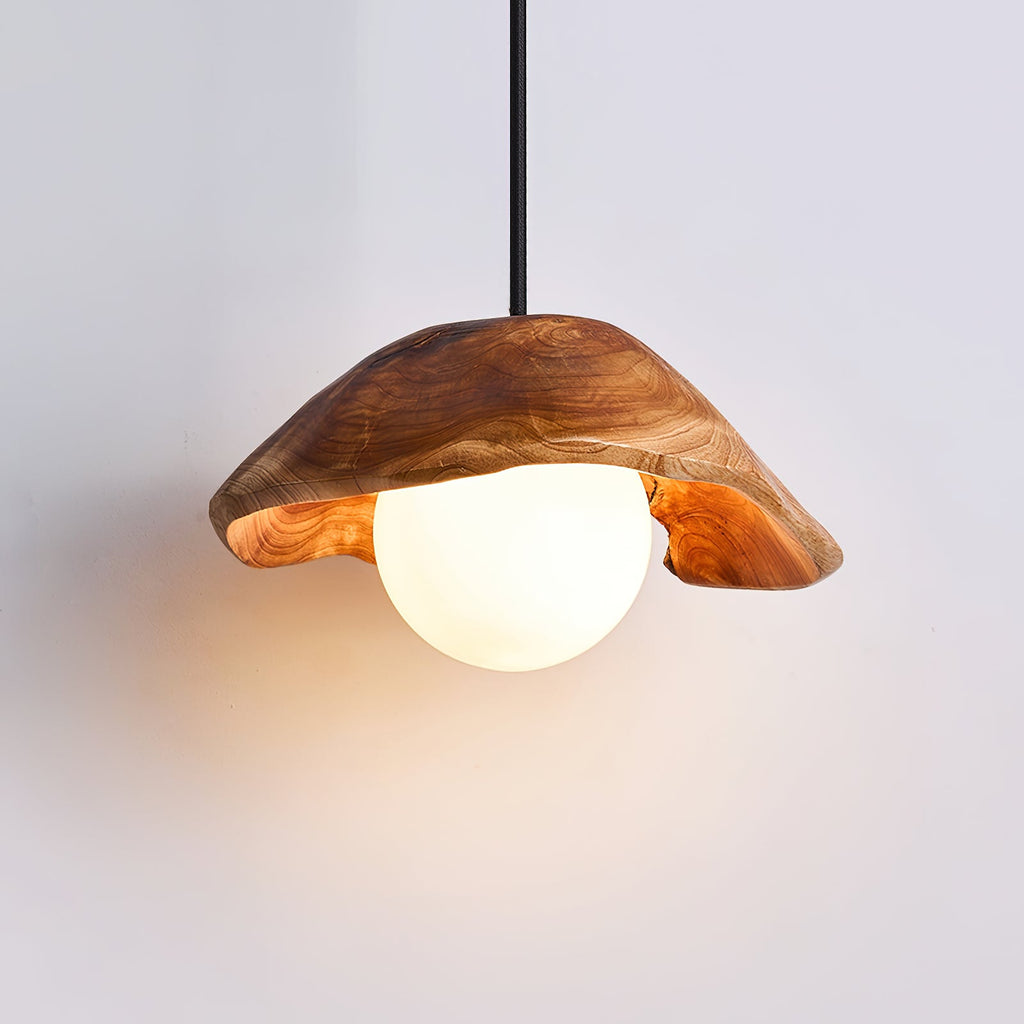 RAVENWOOD RUSTIC HANGING LANTERN
