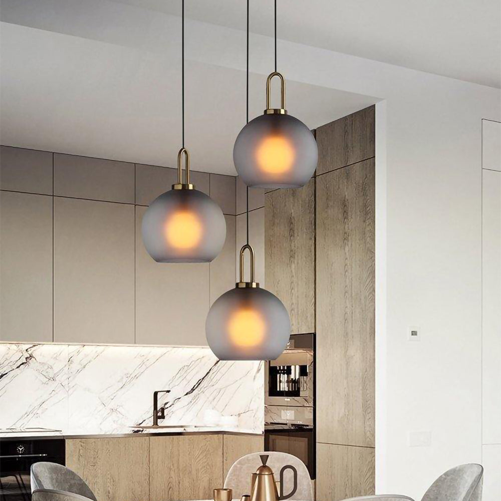 CAVENDISH GLEAMING GLASS PENDANT