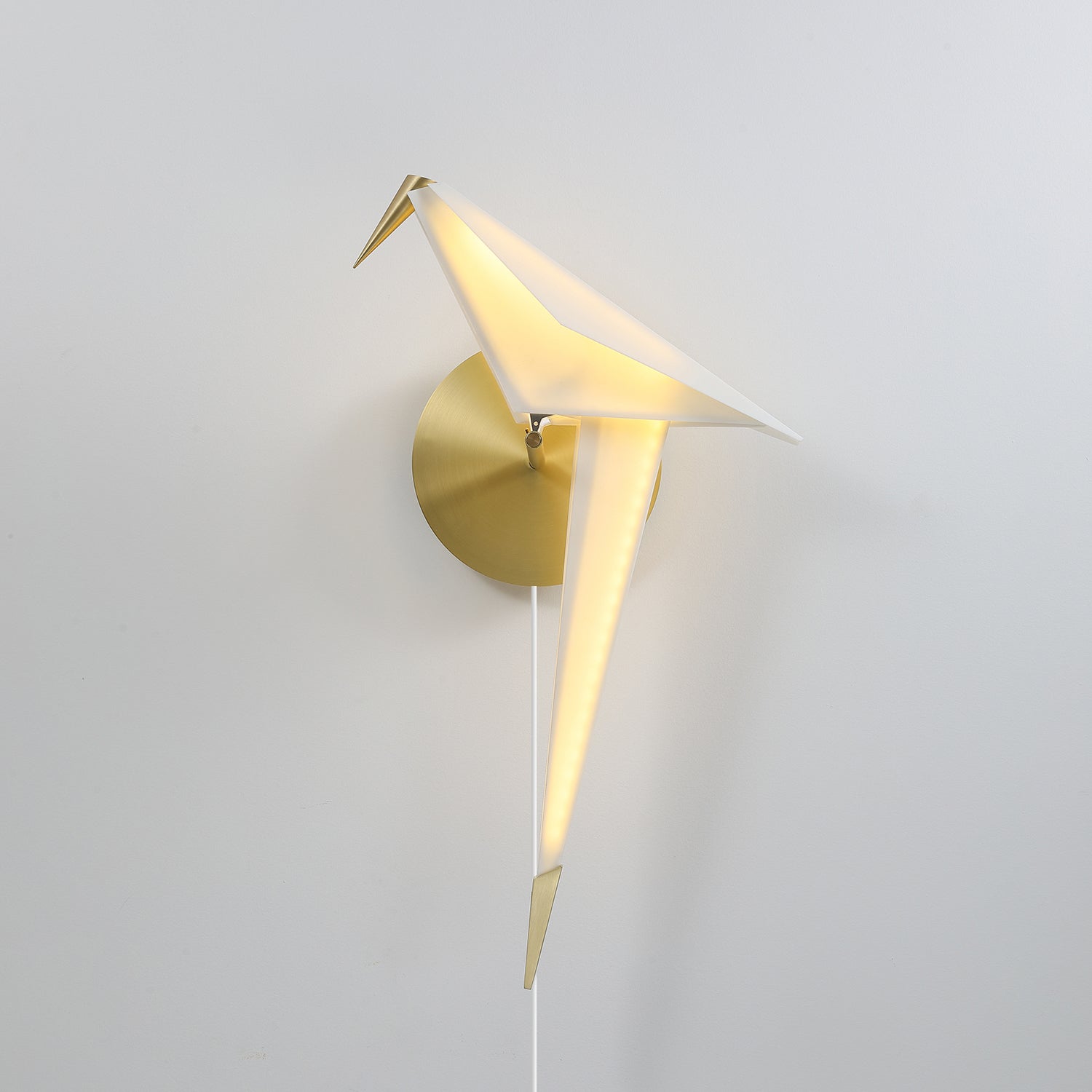 WHIMSEY AVIAN PLUG-IN WALL SCONCE