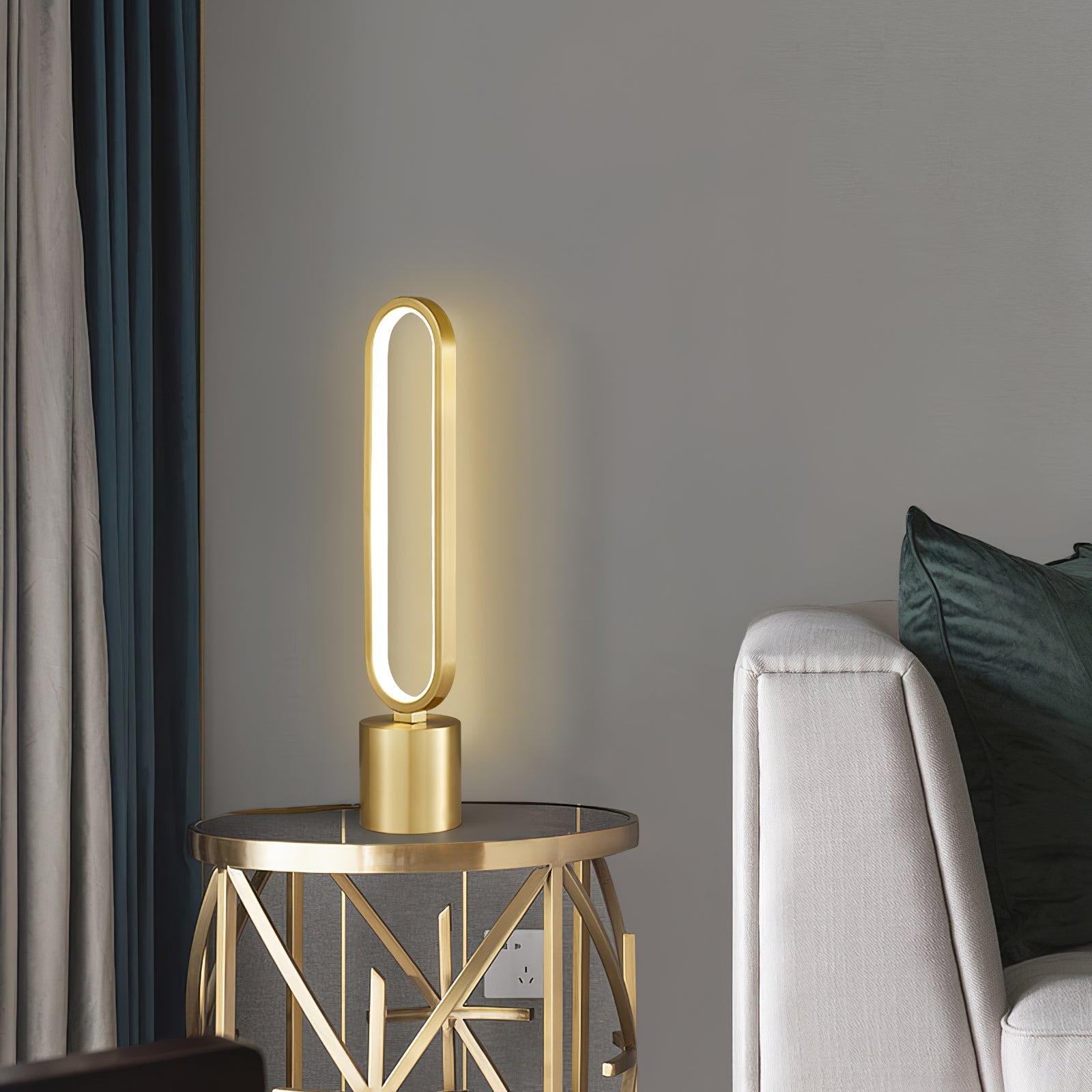 WINTHROP ILLUMINATED GLOBE LAMP