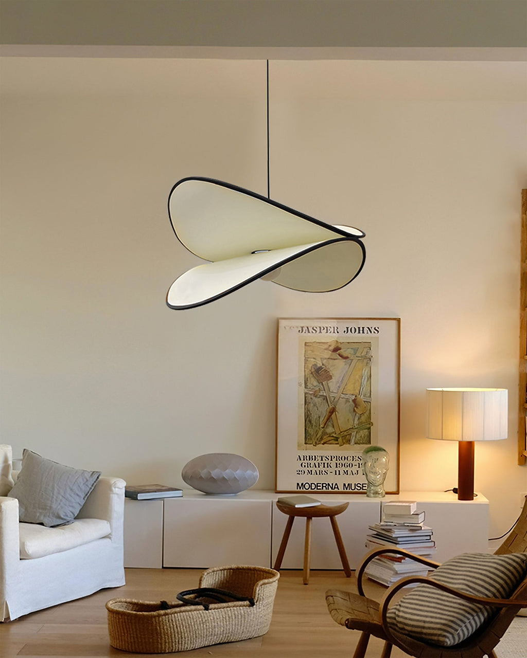 FLORENTINE SILK PETAL HANGING LANTERN
