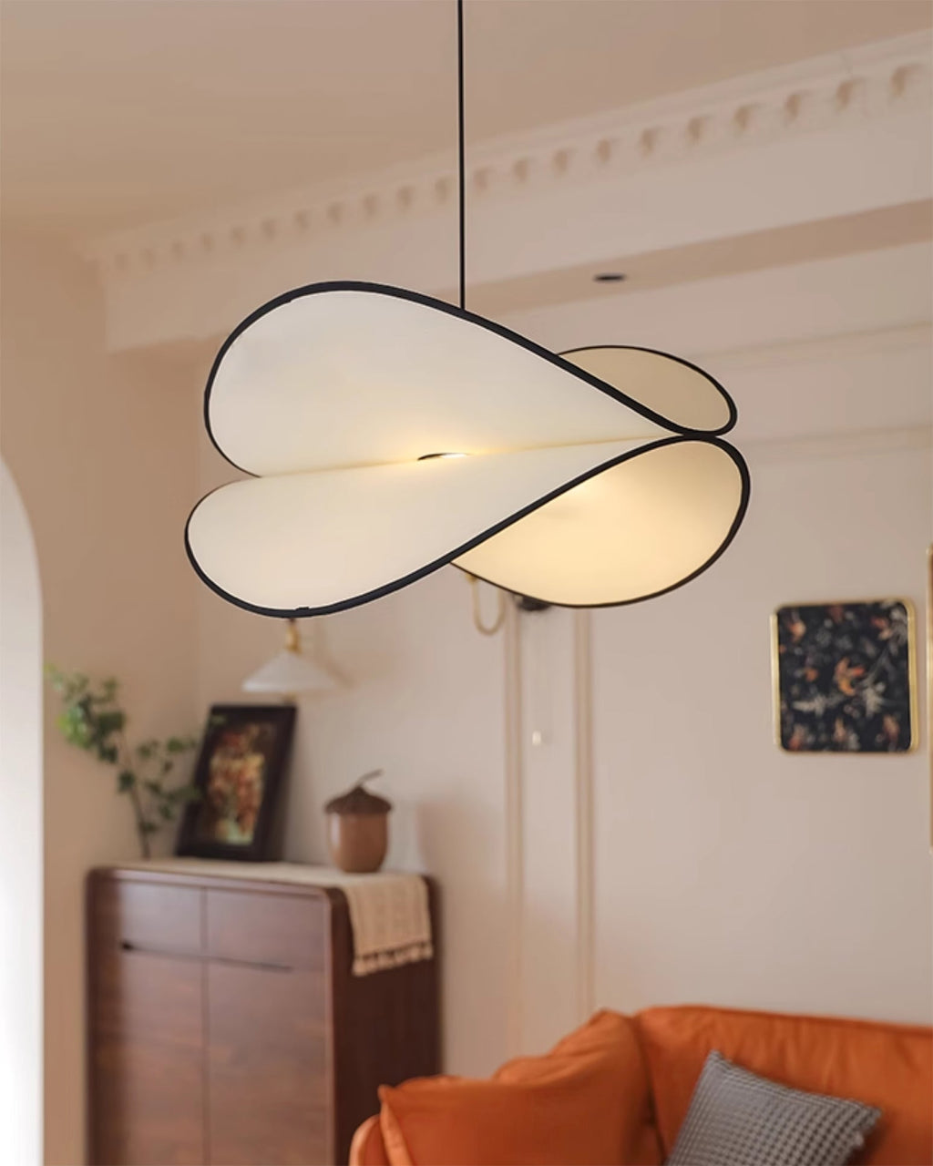 FLORENTINE SILK PETAL HANGING LANTERN