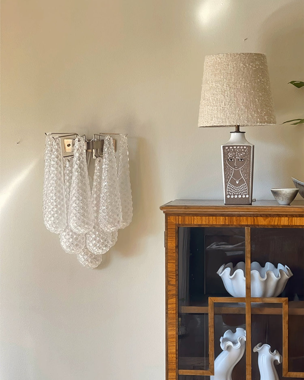 FLORENTINE PETAL DRAPE WALL SCONCE