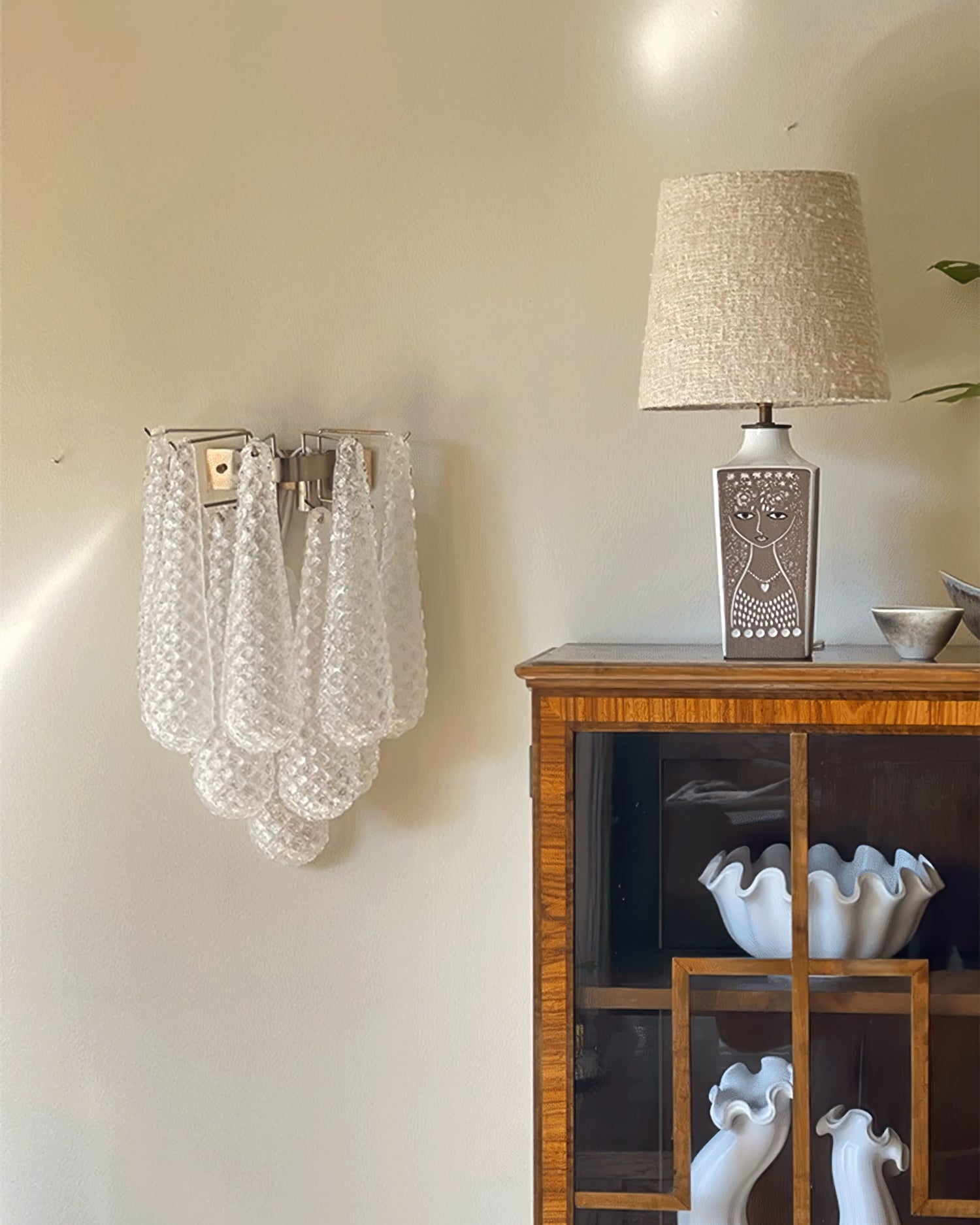 FLORENTINE PETAL DRAPE WALL SCONCE