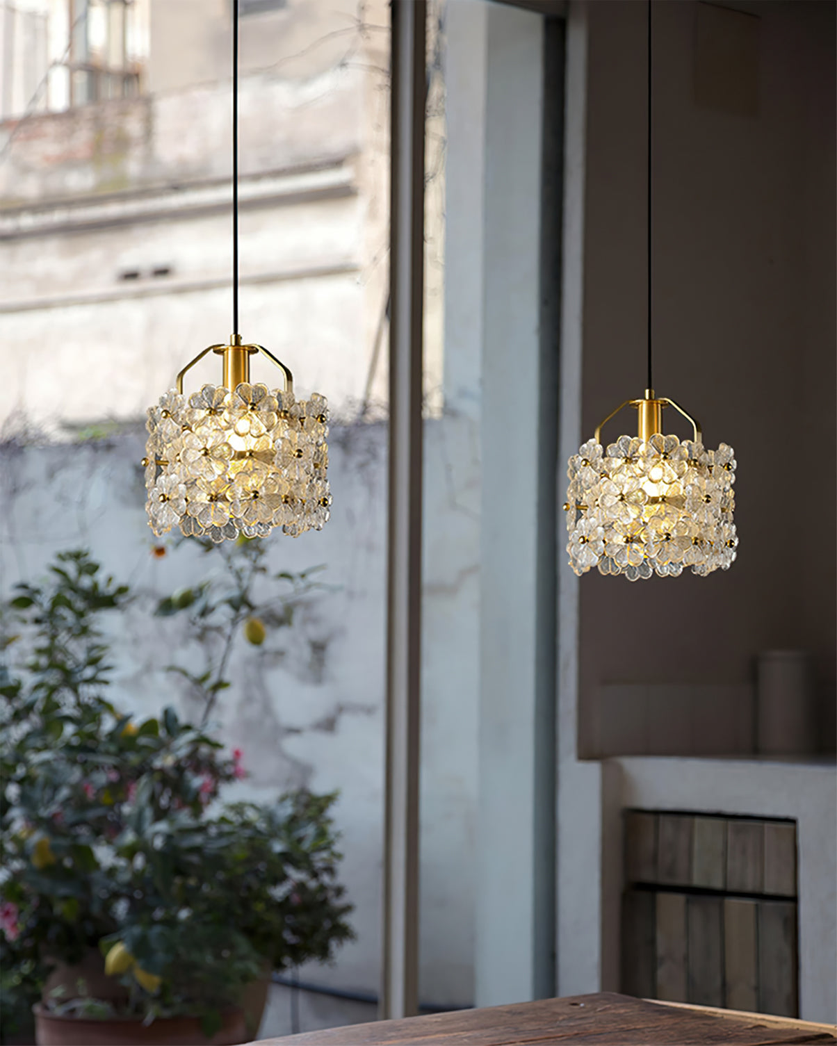FLORENTINE PETITE GLASS ILLUMINATOR