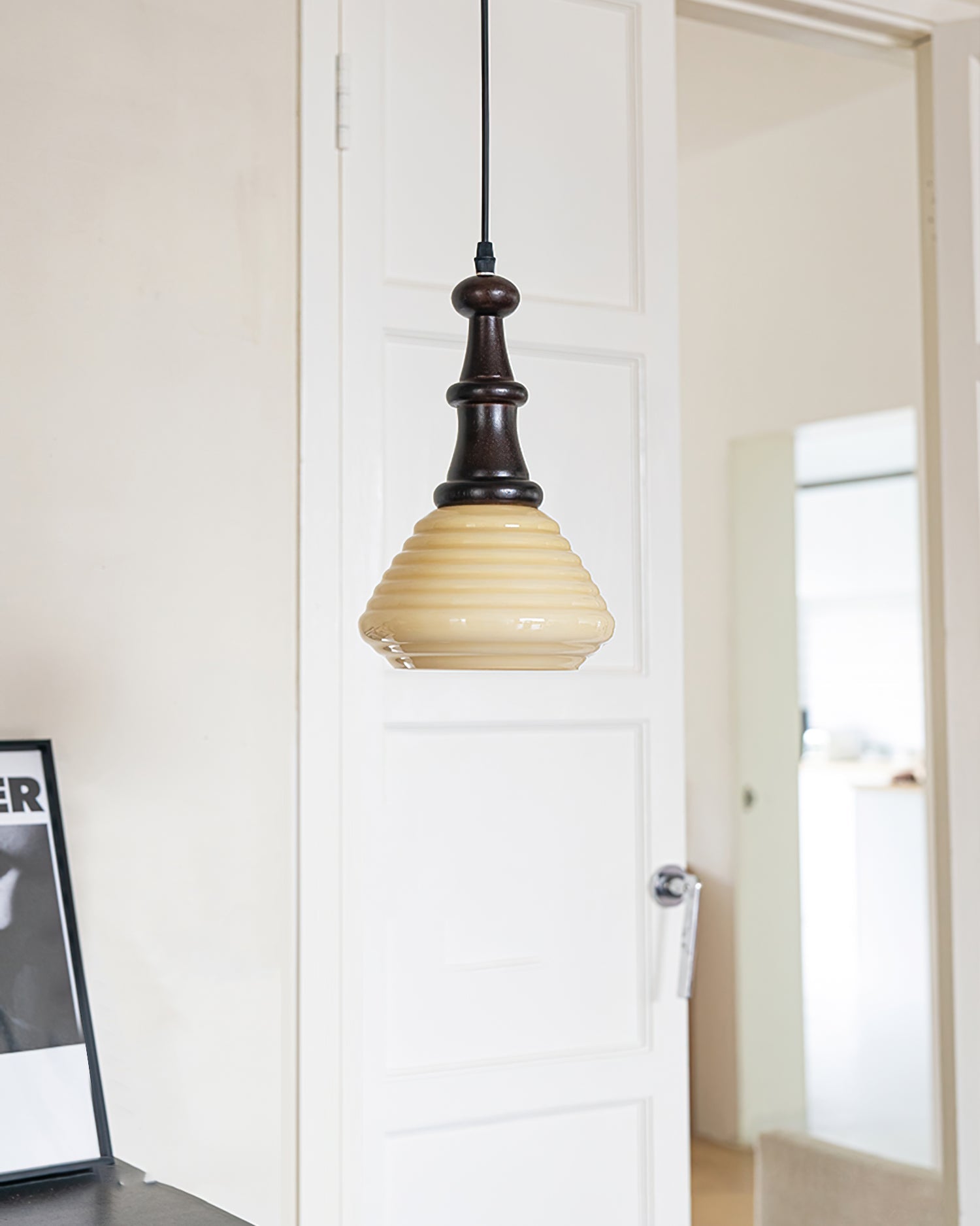 RAVENHURST ARTISANAL GLASS PENDANT LIGHT