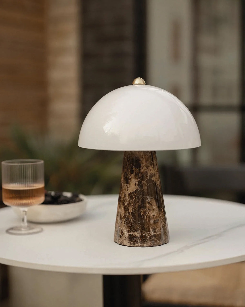 Chesterfield Luminaire