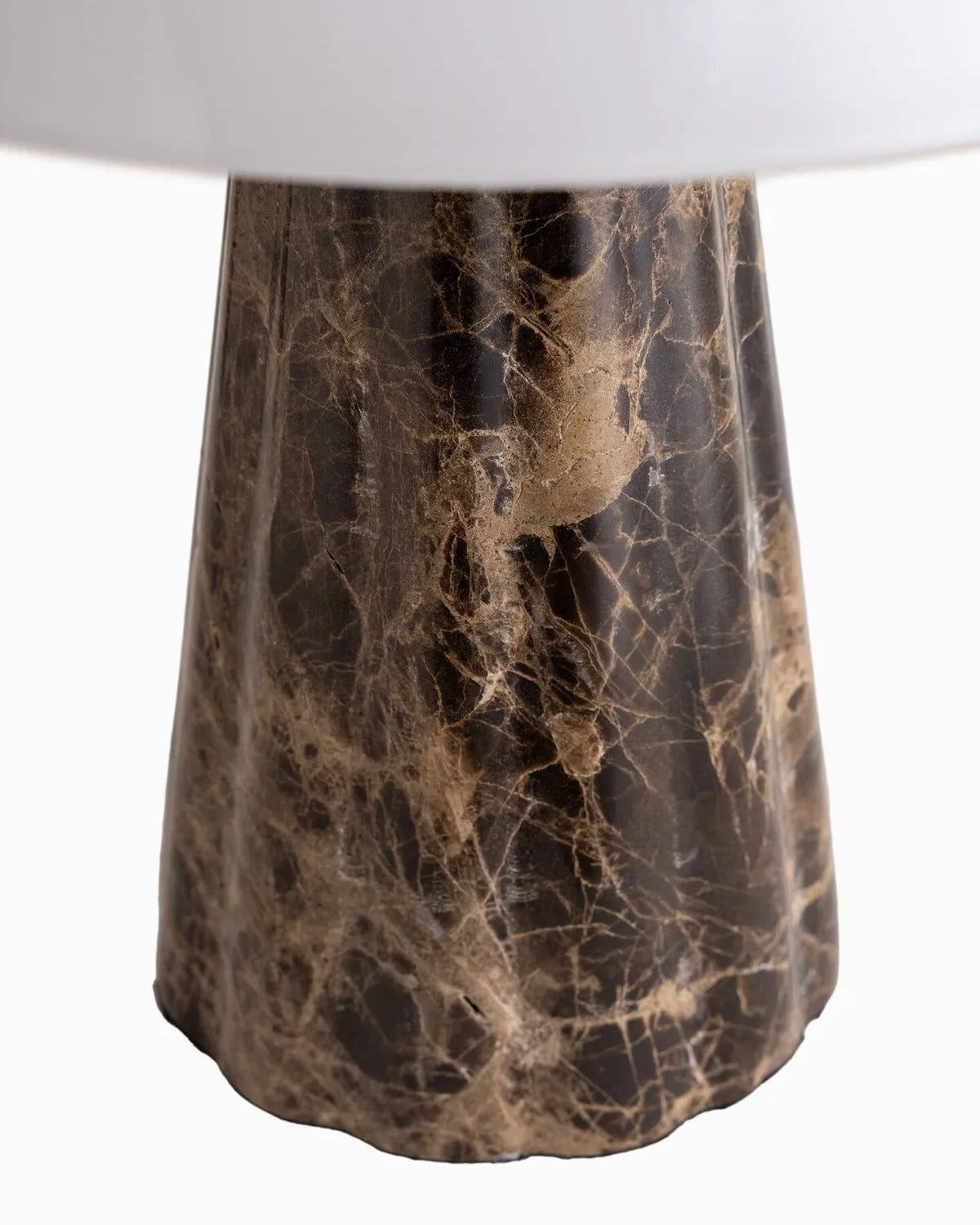 Chesterfield Luminaire