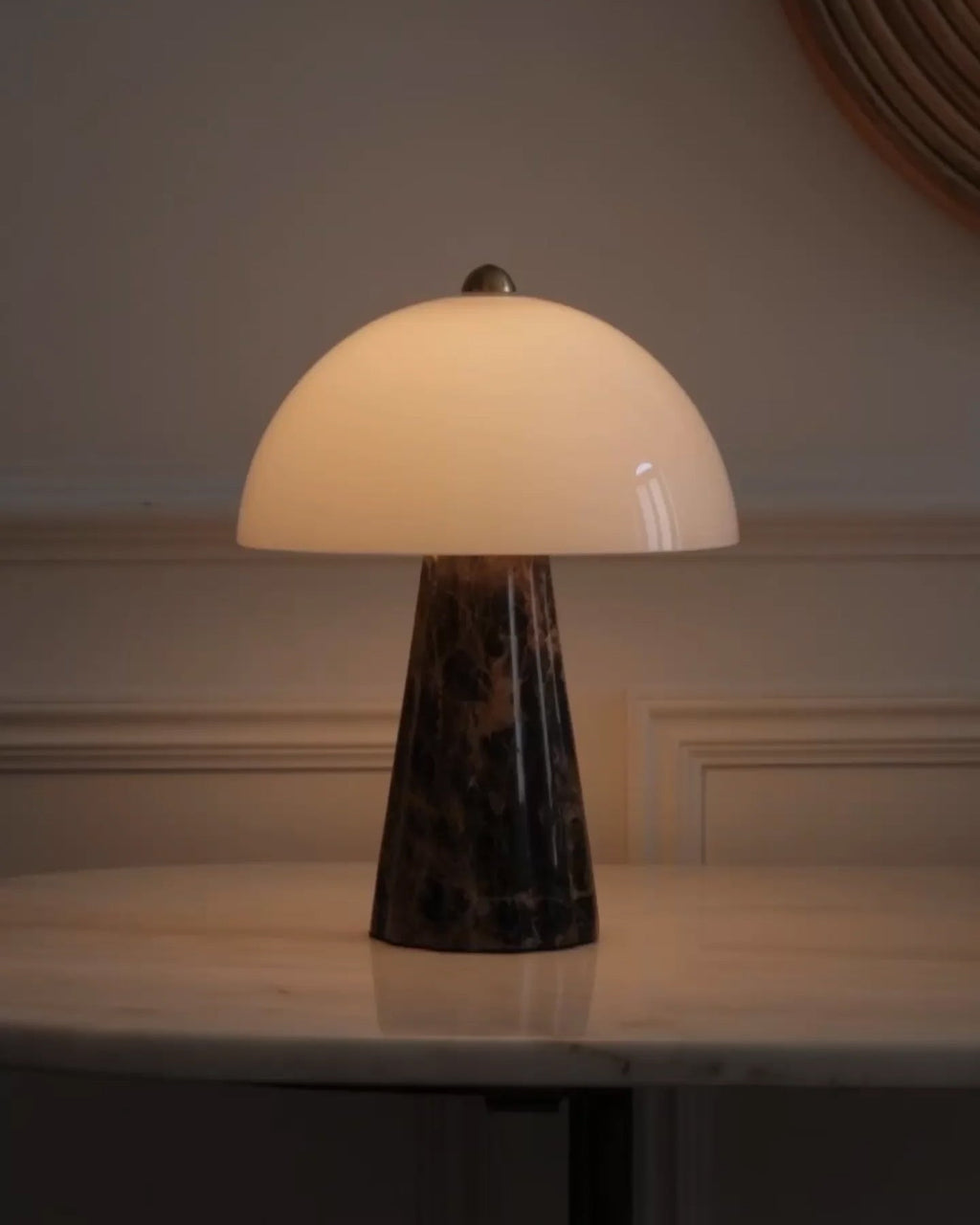 Chesterfield Luminaire