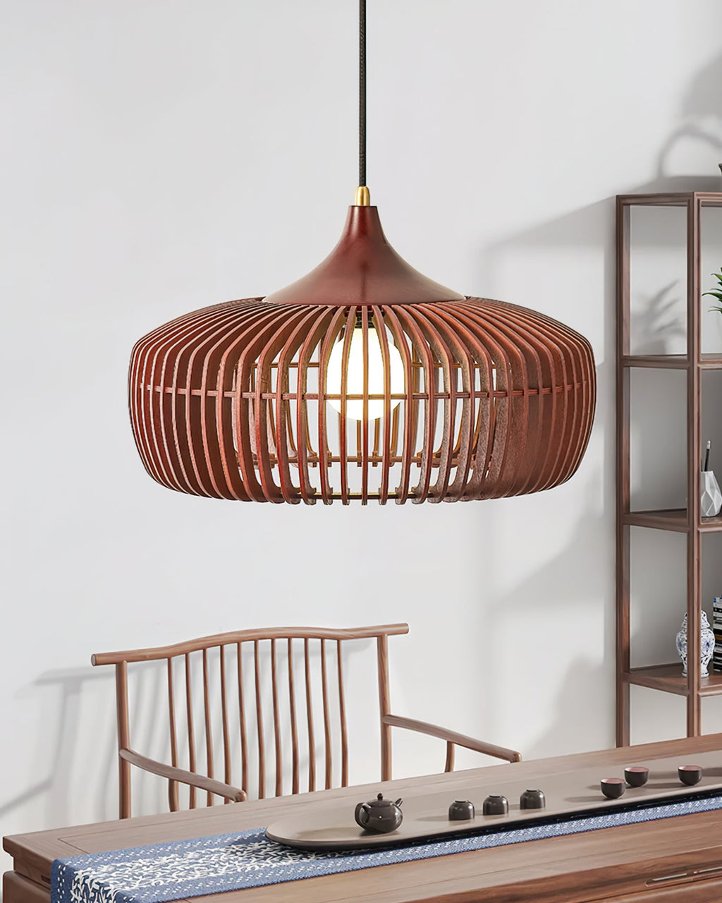RAVENSHIRE VINTAGE GLASS HANGING LANTERN