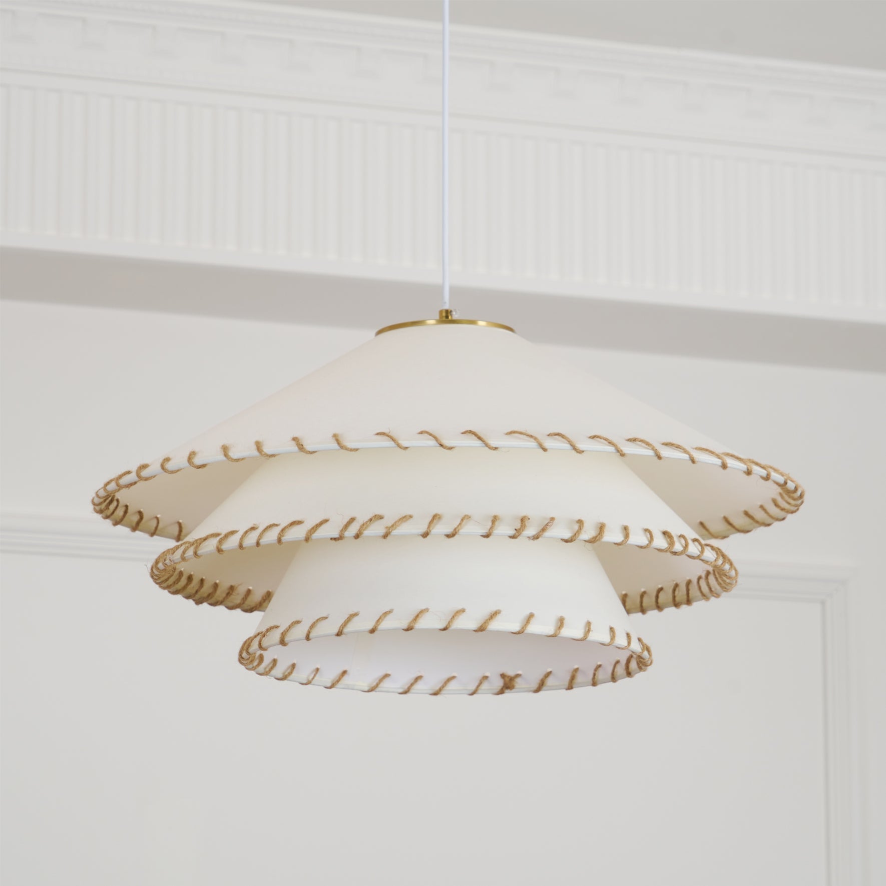 WINTHROP LUMINAIRE HANGING LIGHT