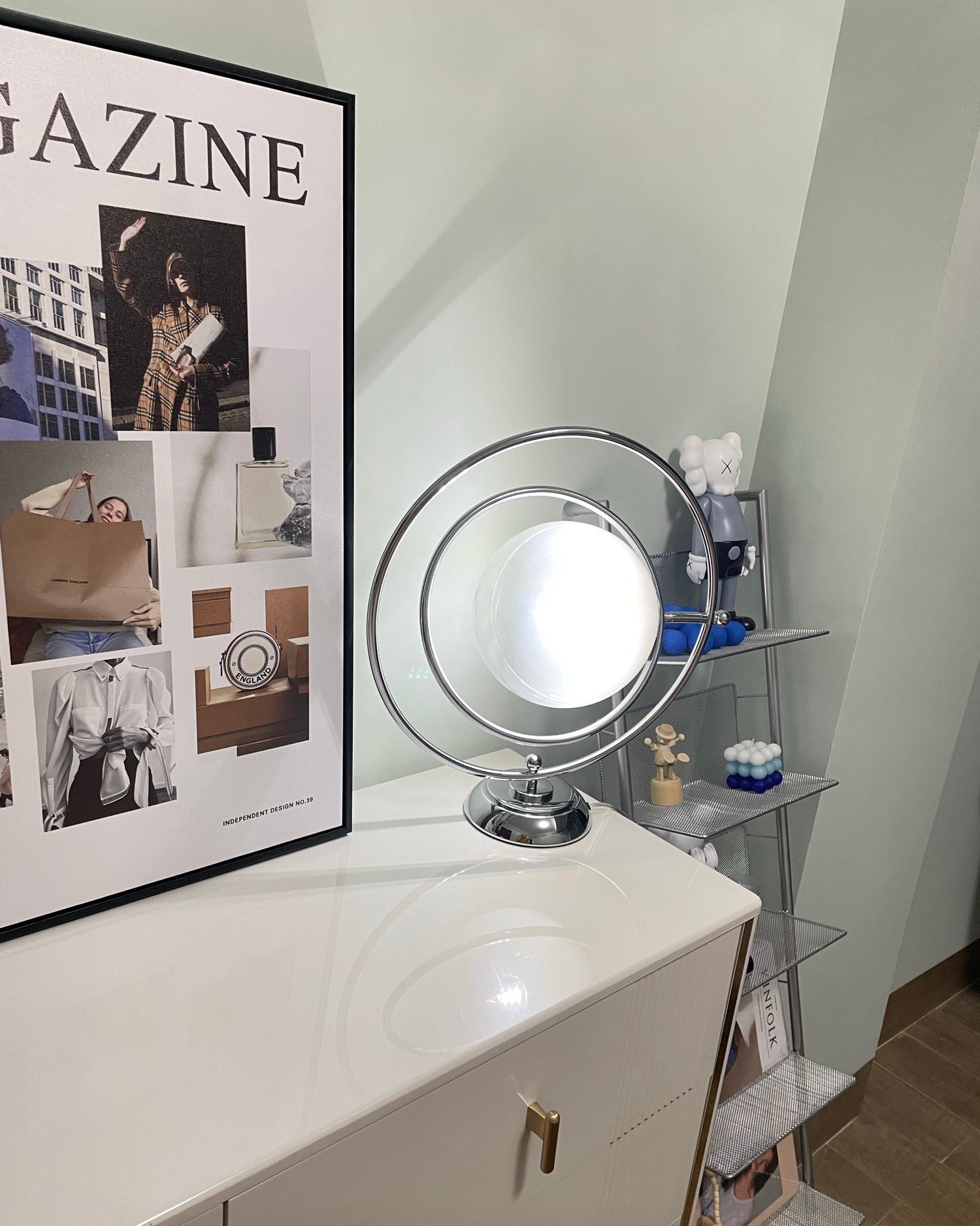 ASTRAL ORBIT PORCELAIN ILLUMINATOR