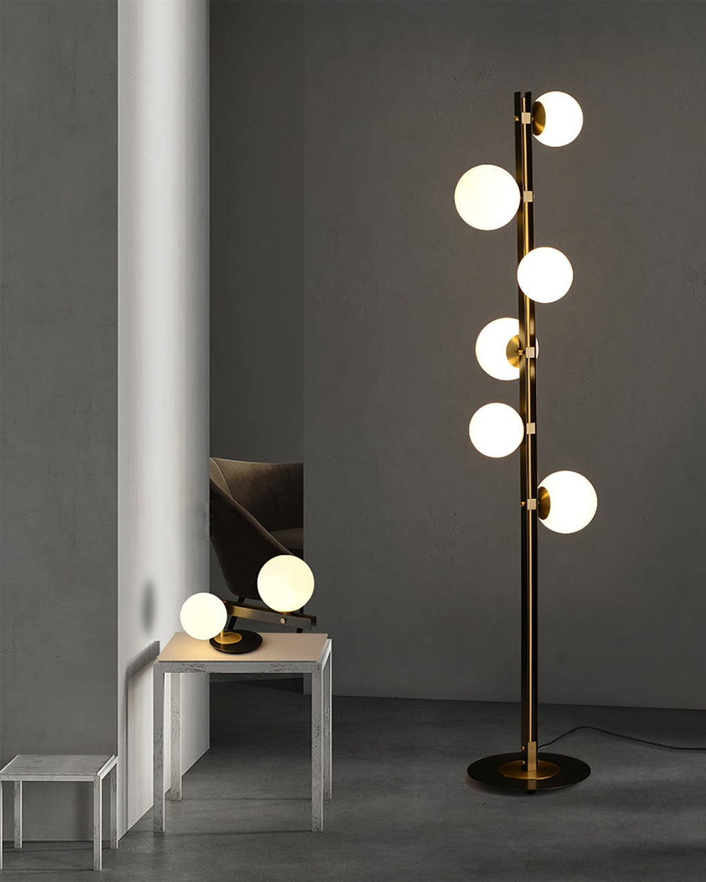 WINTHROP MID-CENTURY COLUMNAR LAMP