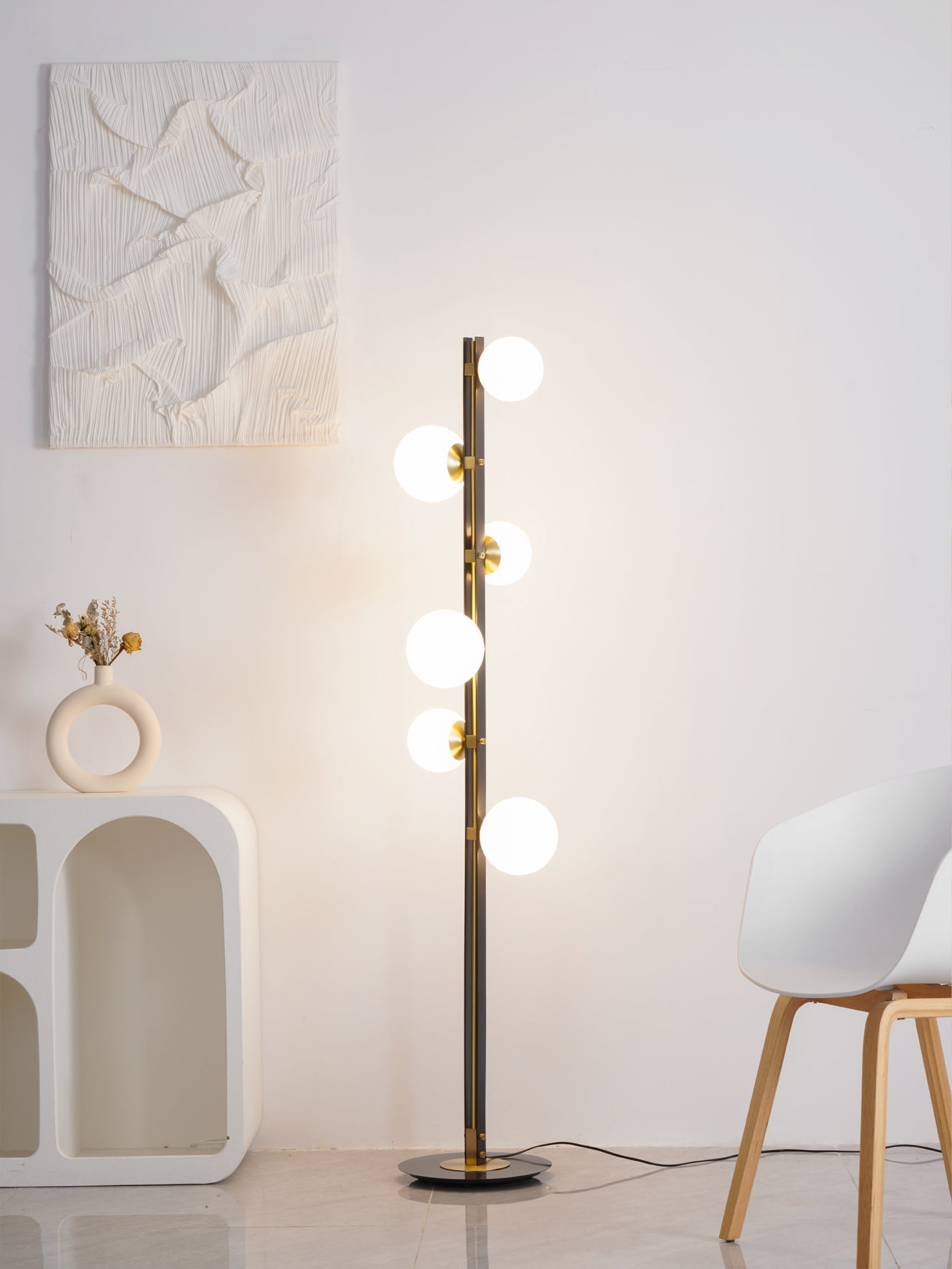 WINTHROP MID-CENTURY COLUMNAR LAMP