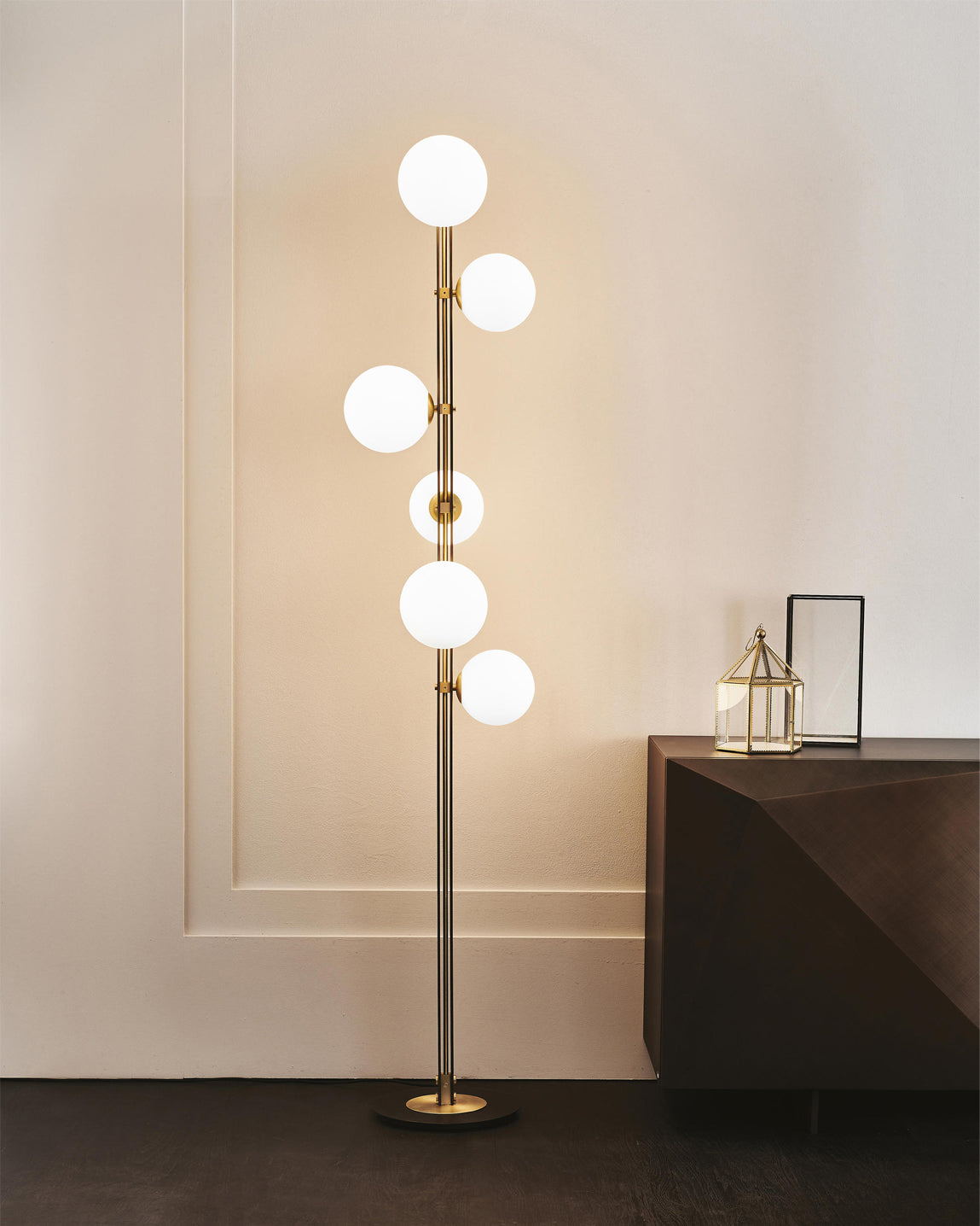 WINTHROP MID-CENTURY COLUMNAR LAMP