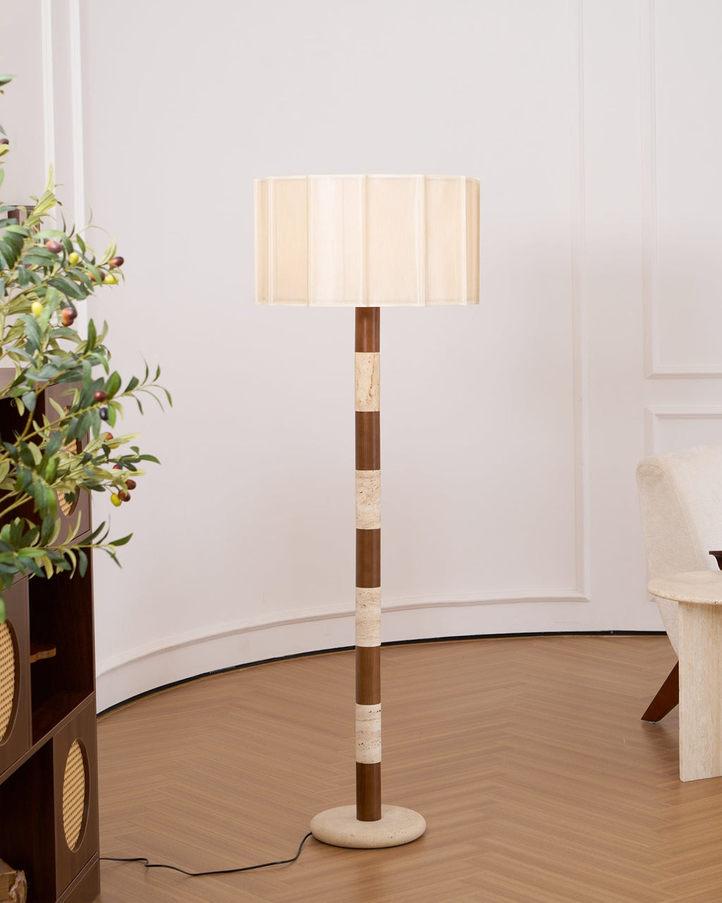 CORALINE TAPERED CANDELABRA LAMP