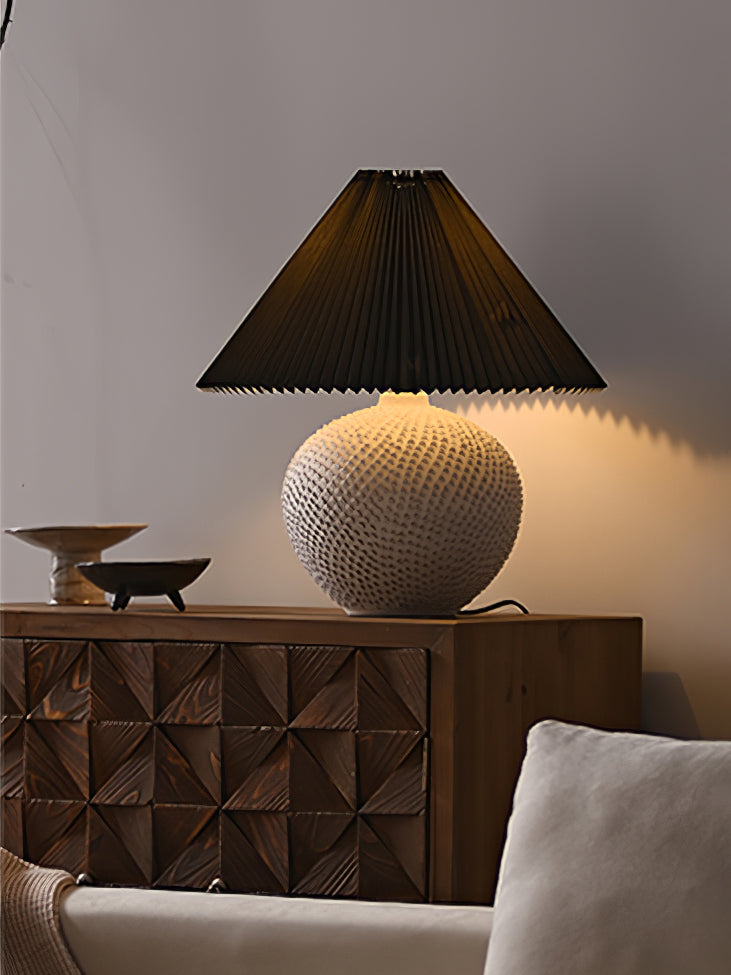 WINCHESTER TEXTURE CLAY LAMP