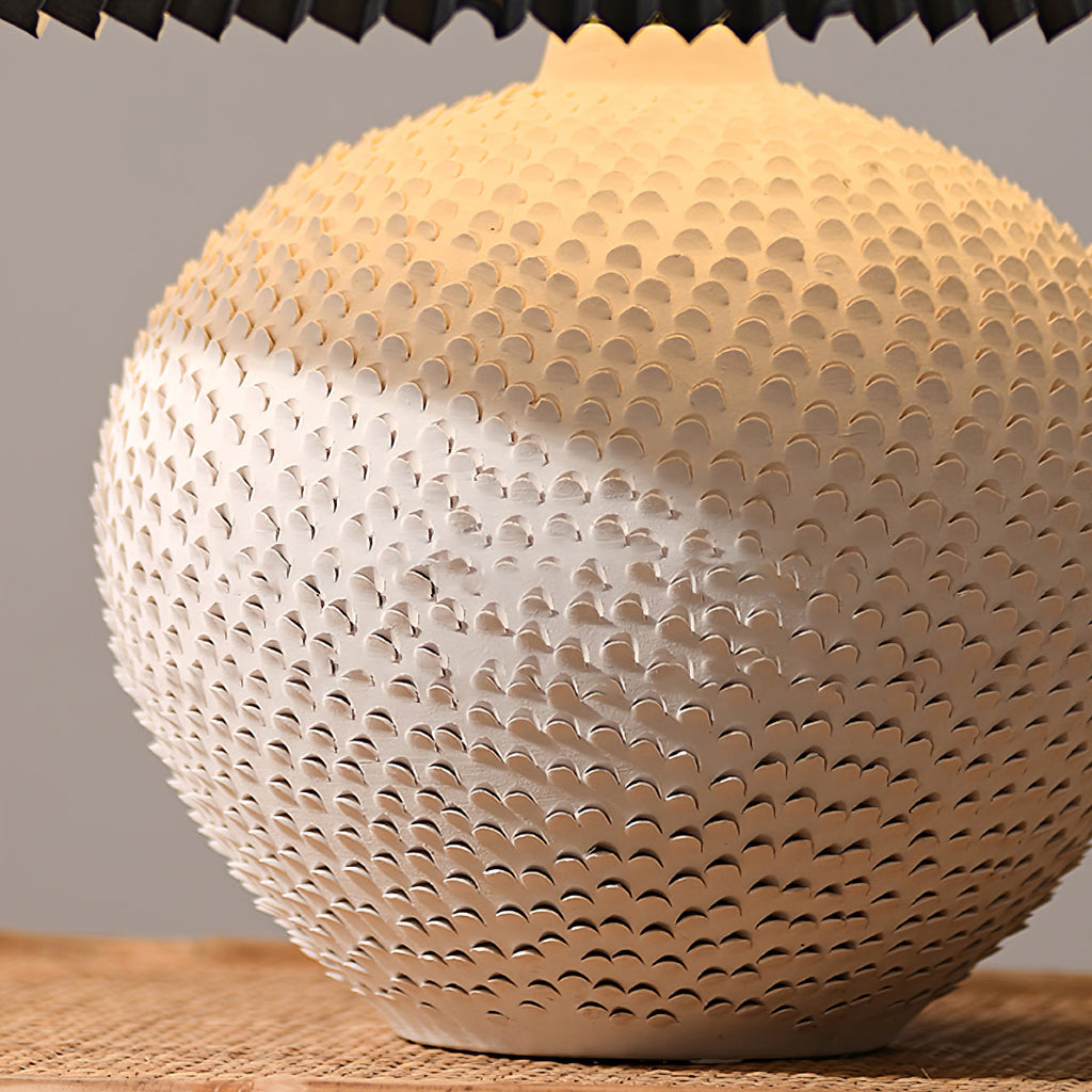 WINCHESTER TEXTURE CLAY LAMP