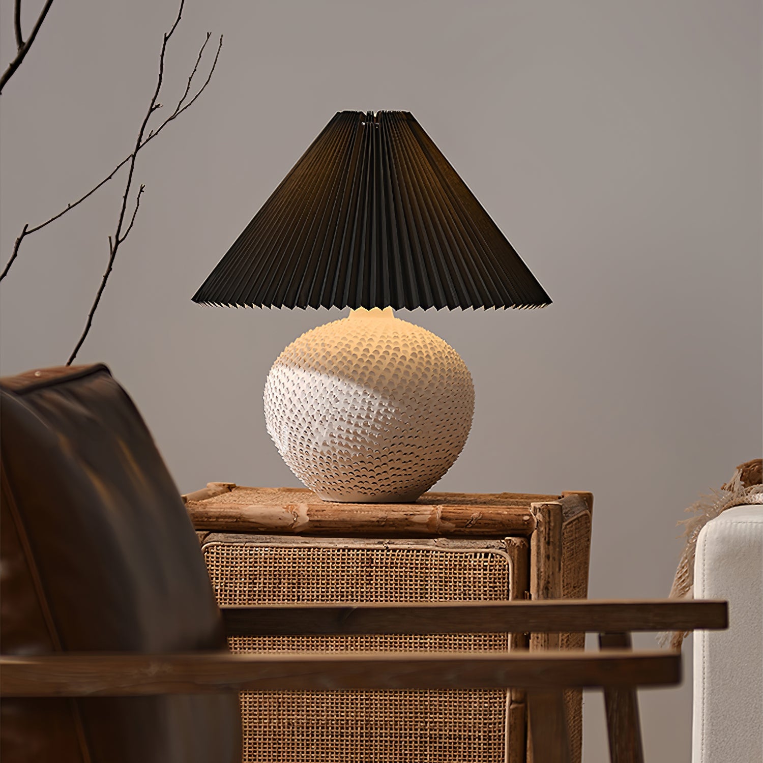 WINCHESTER TEXTURE CLAY LAMP