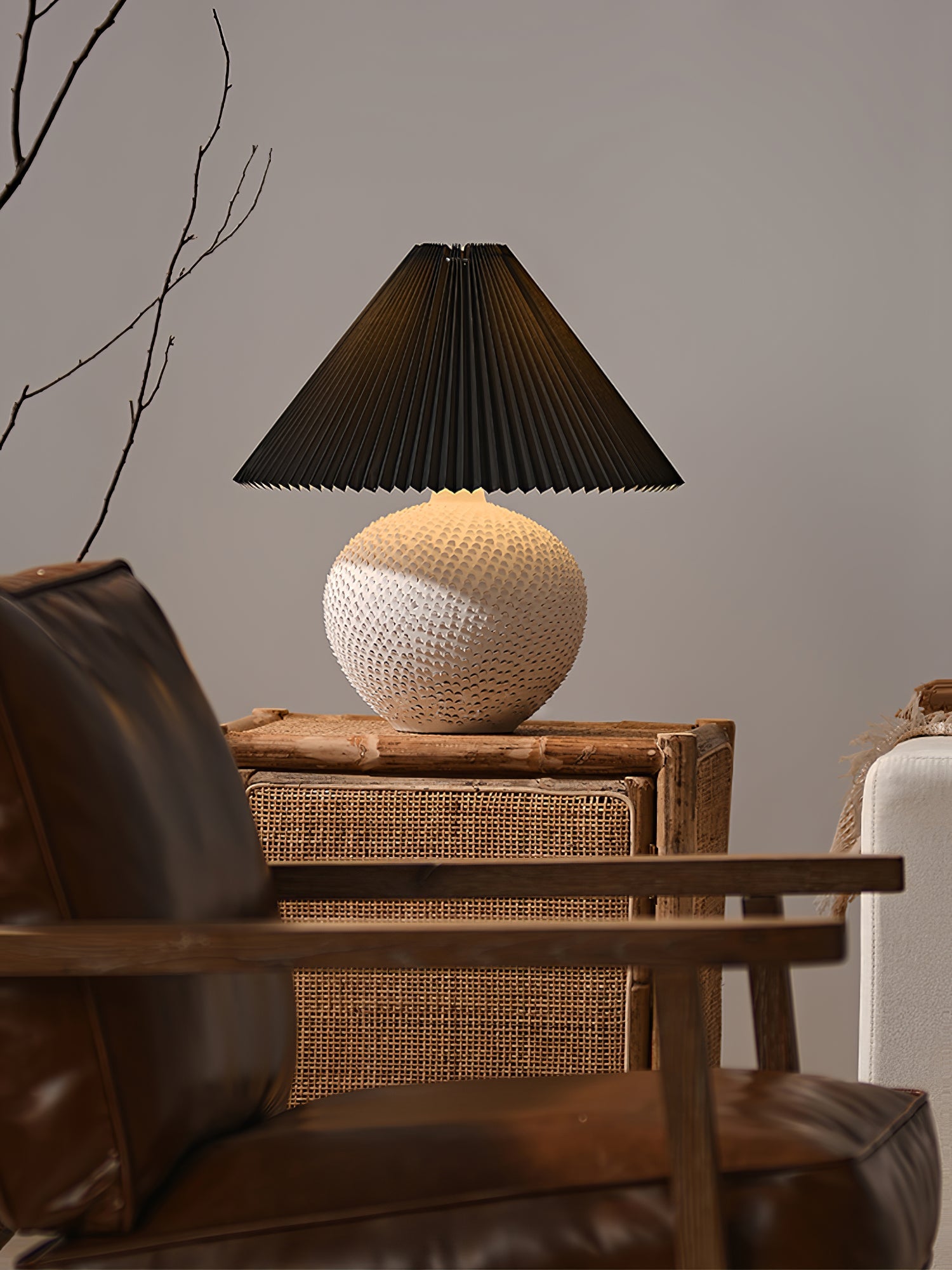 WINCHESTER TEXTURE CLAY LAMP