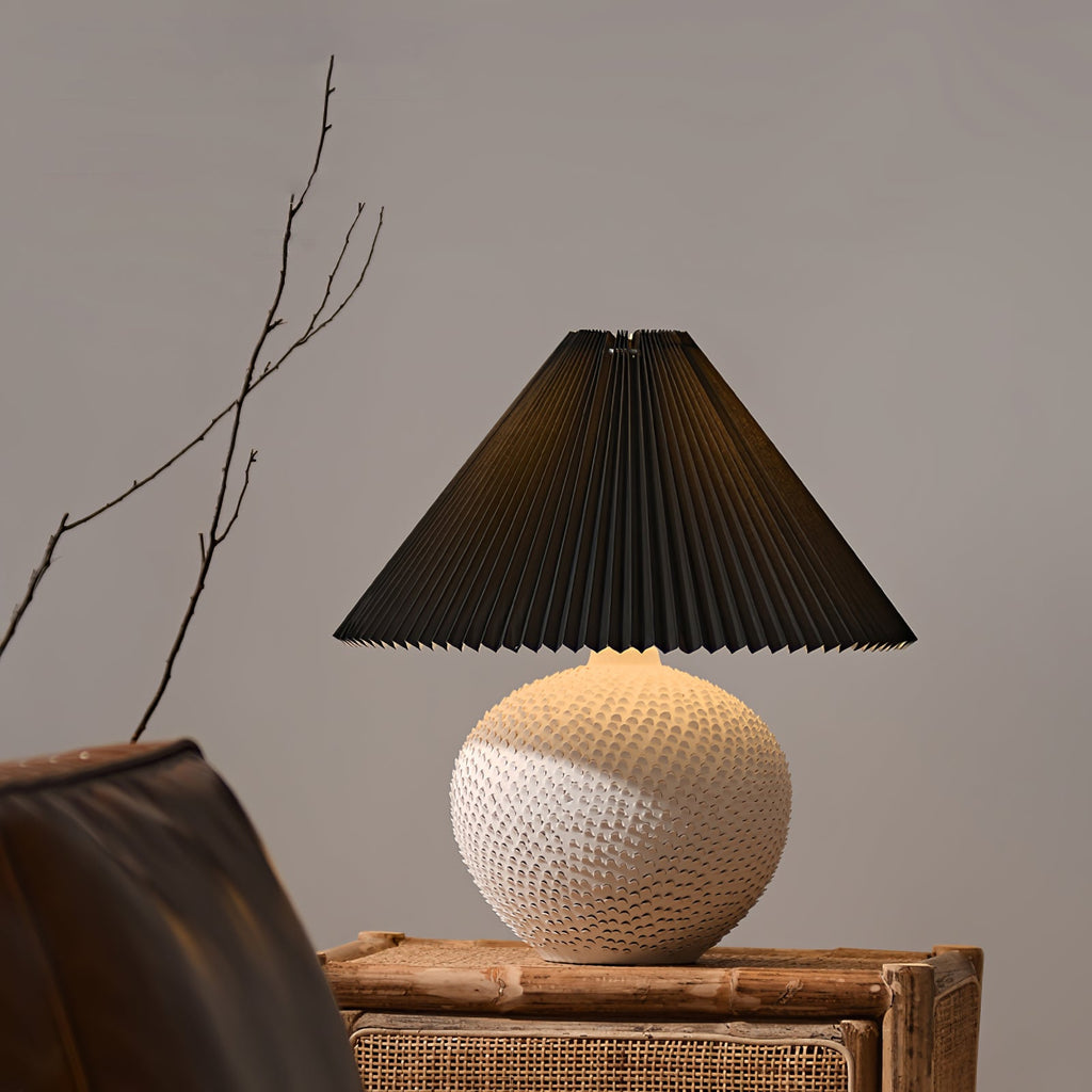 WINCHESTER TEXTURE CLAY LAMP