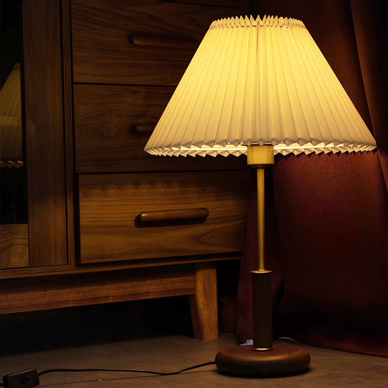 FENWICK WOODEN PLEAT LUMINAIRE
