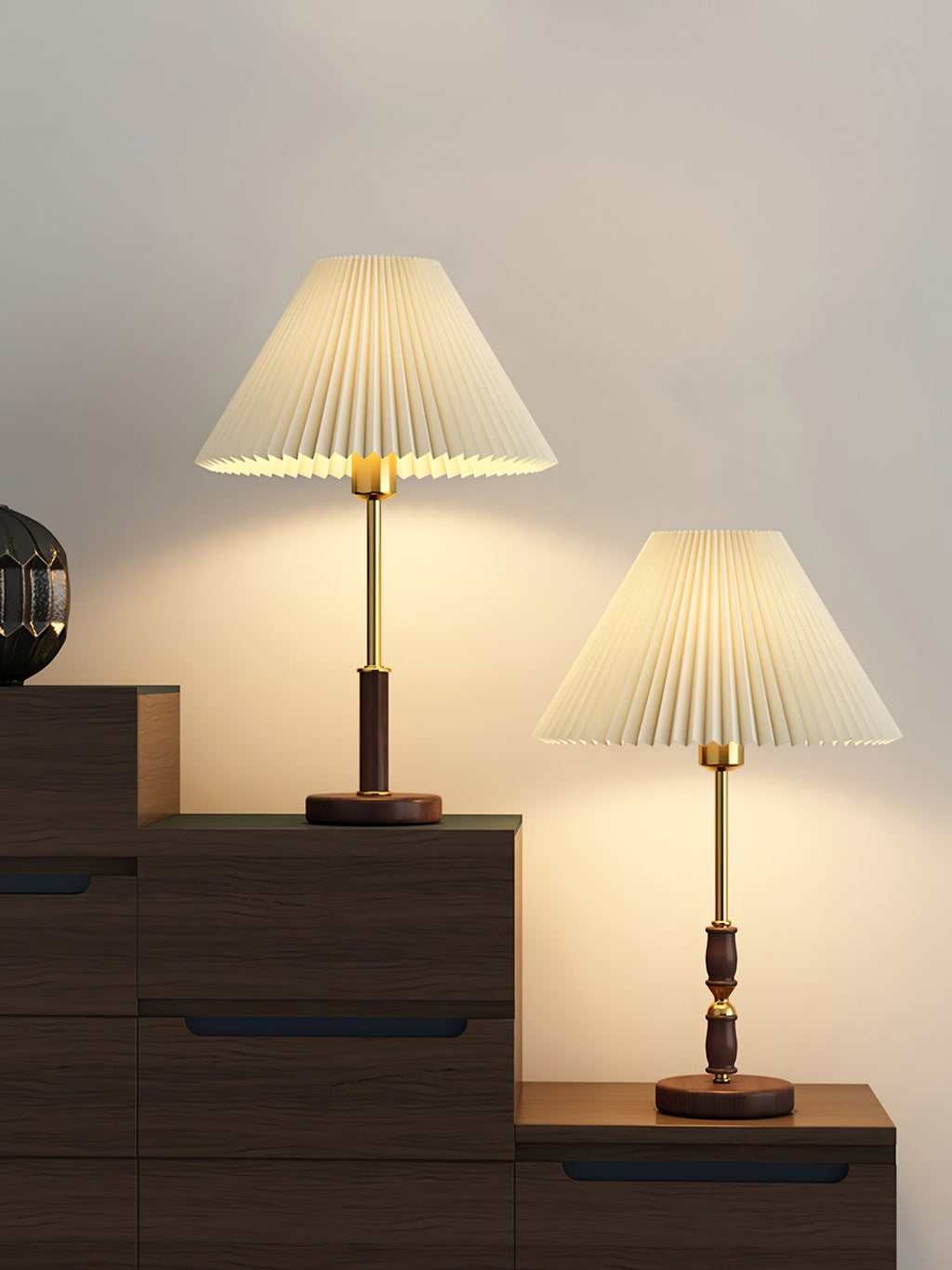 FENWICK WOODEN PLEAT LUMINAIRE