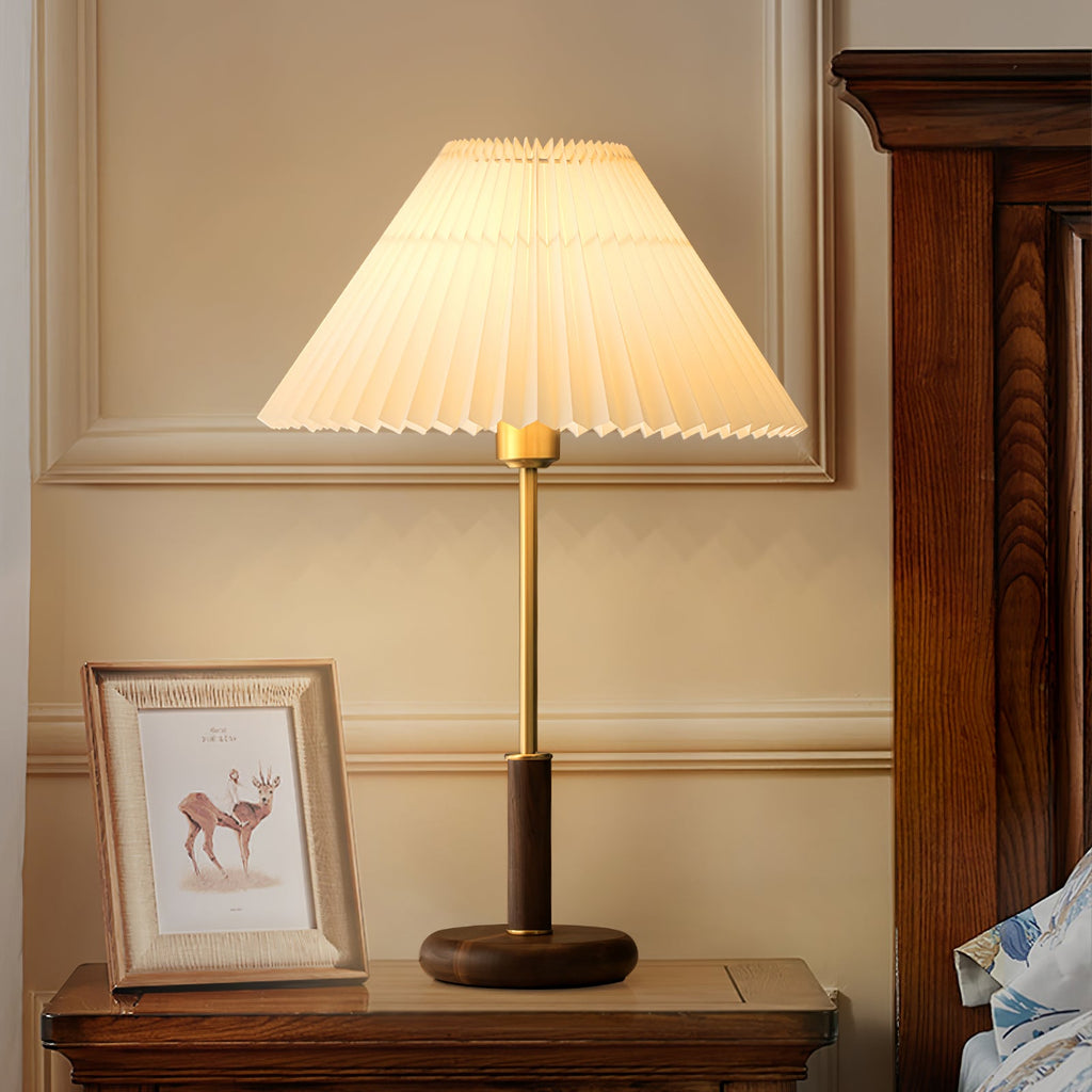 FENWICK WOODEN PLEAT LUMINAIRE