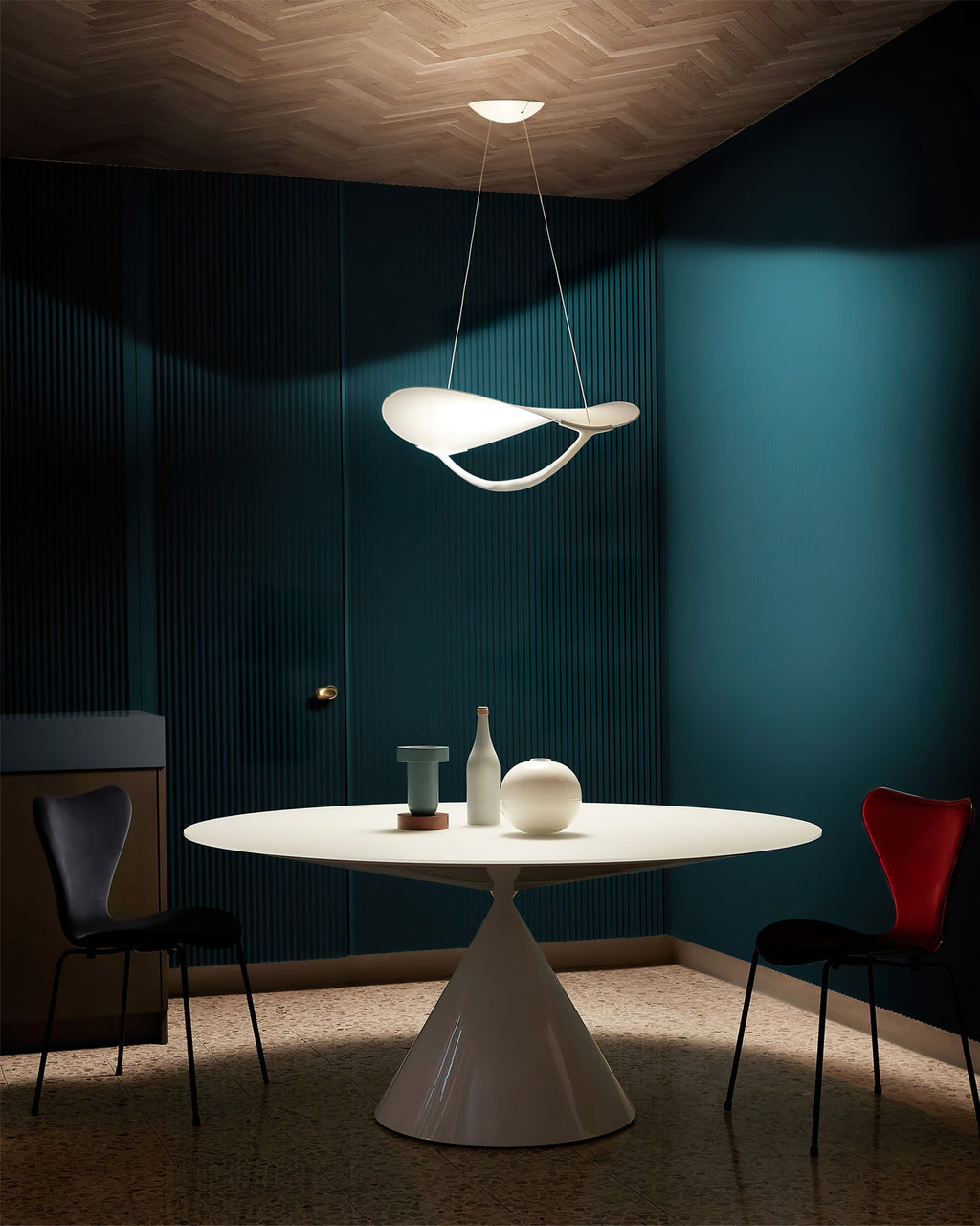 THISTLEWOOD HANGING LIGHTING FIXTURE