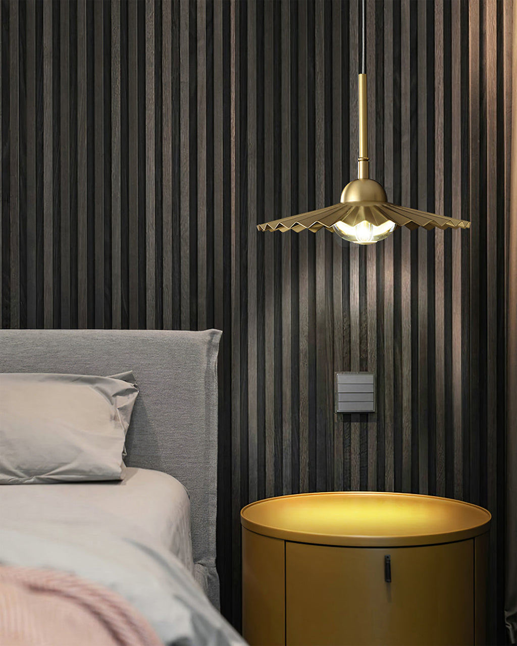 FENWICK LUMINAIRE HANGING LIGHT