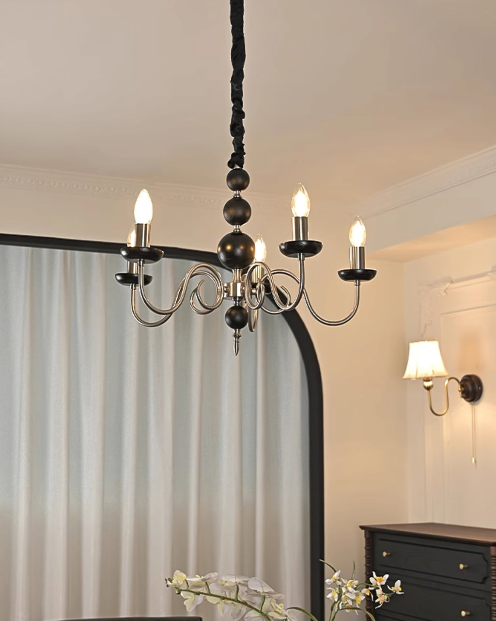 VIOLETTE FEATHERED LUMINAIRE