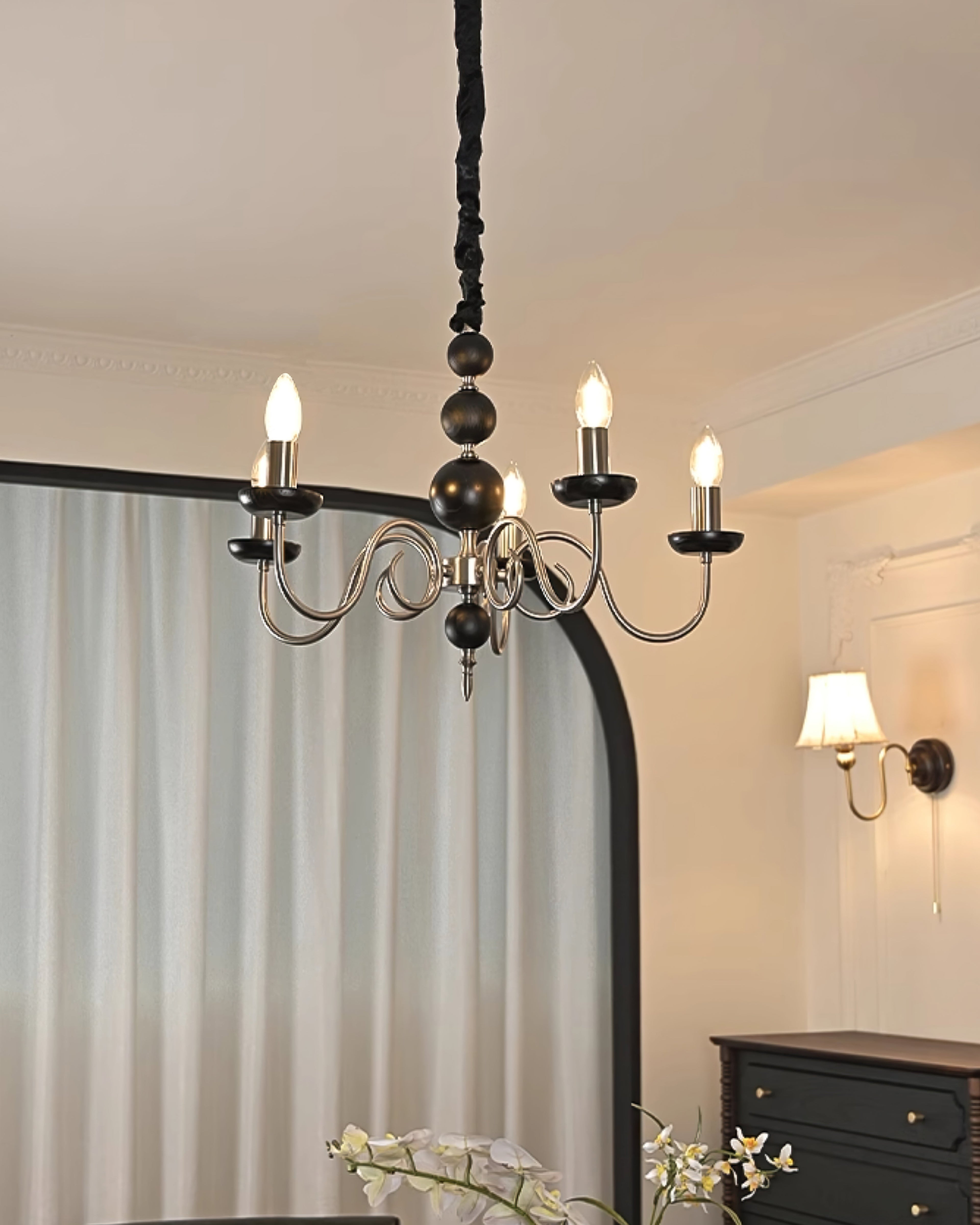 VIOLETTE FEATHERED LUMINAIRE