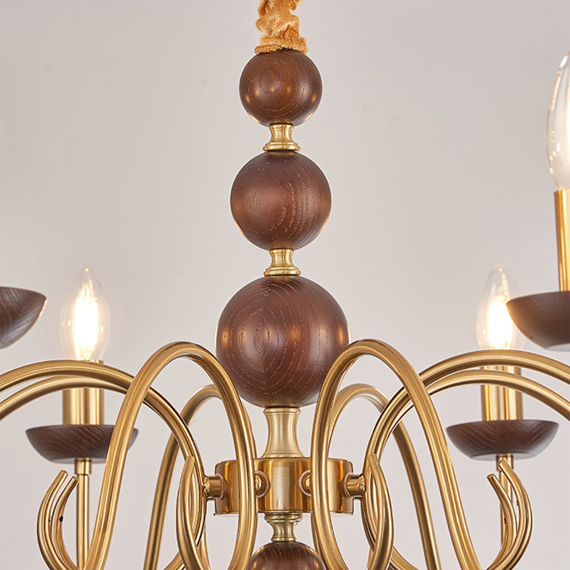 VIOLETTE FEATHERED LUMINAIRE