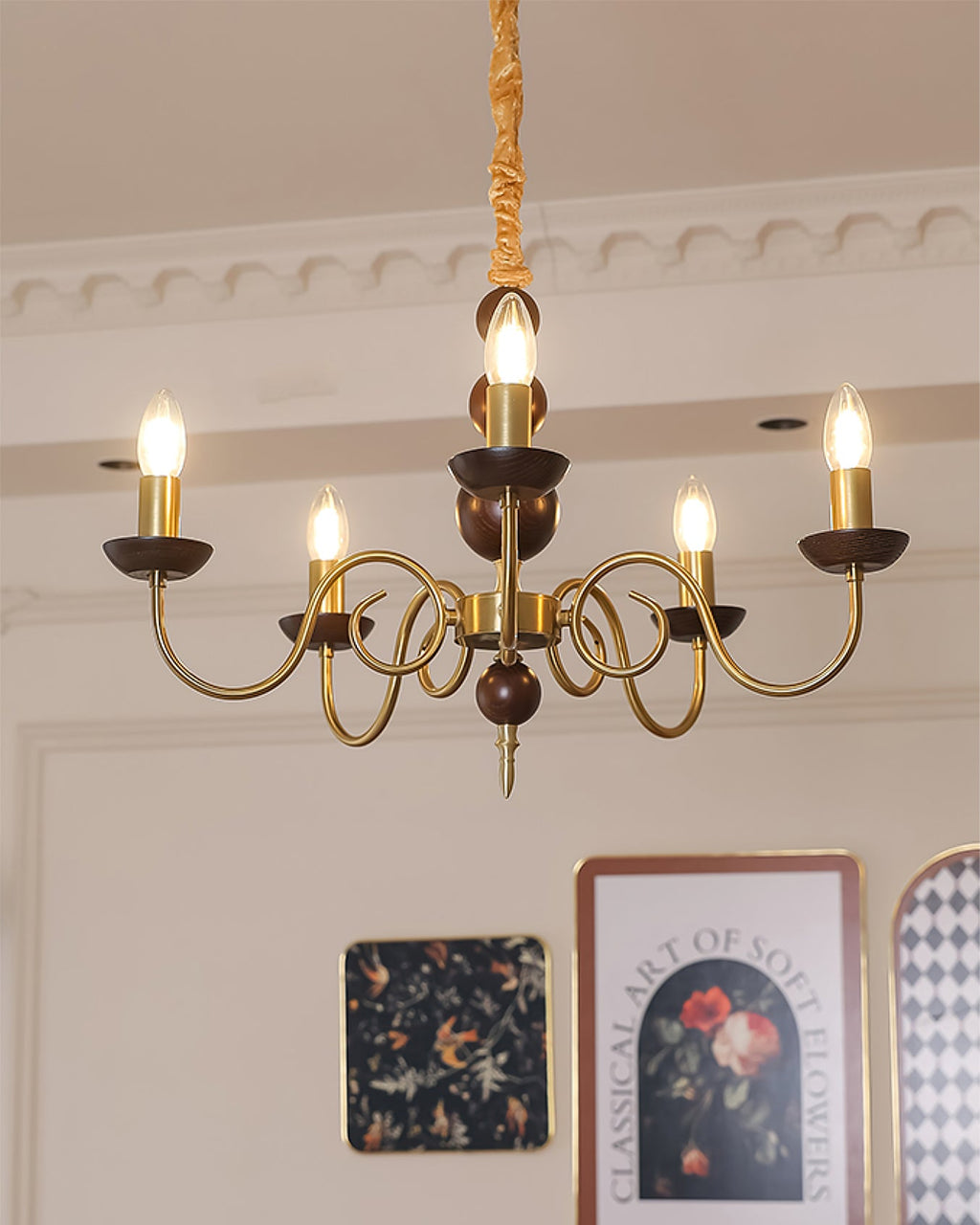 VIOLETTE FEATHERED LUMINAIRE
