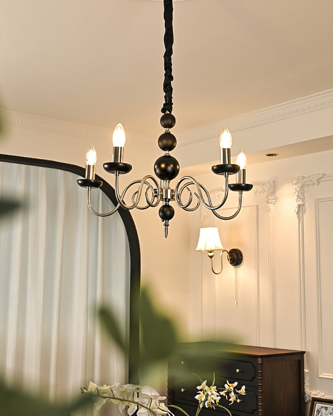 VIOLETTE FEATHERED LUMINAIRE