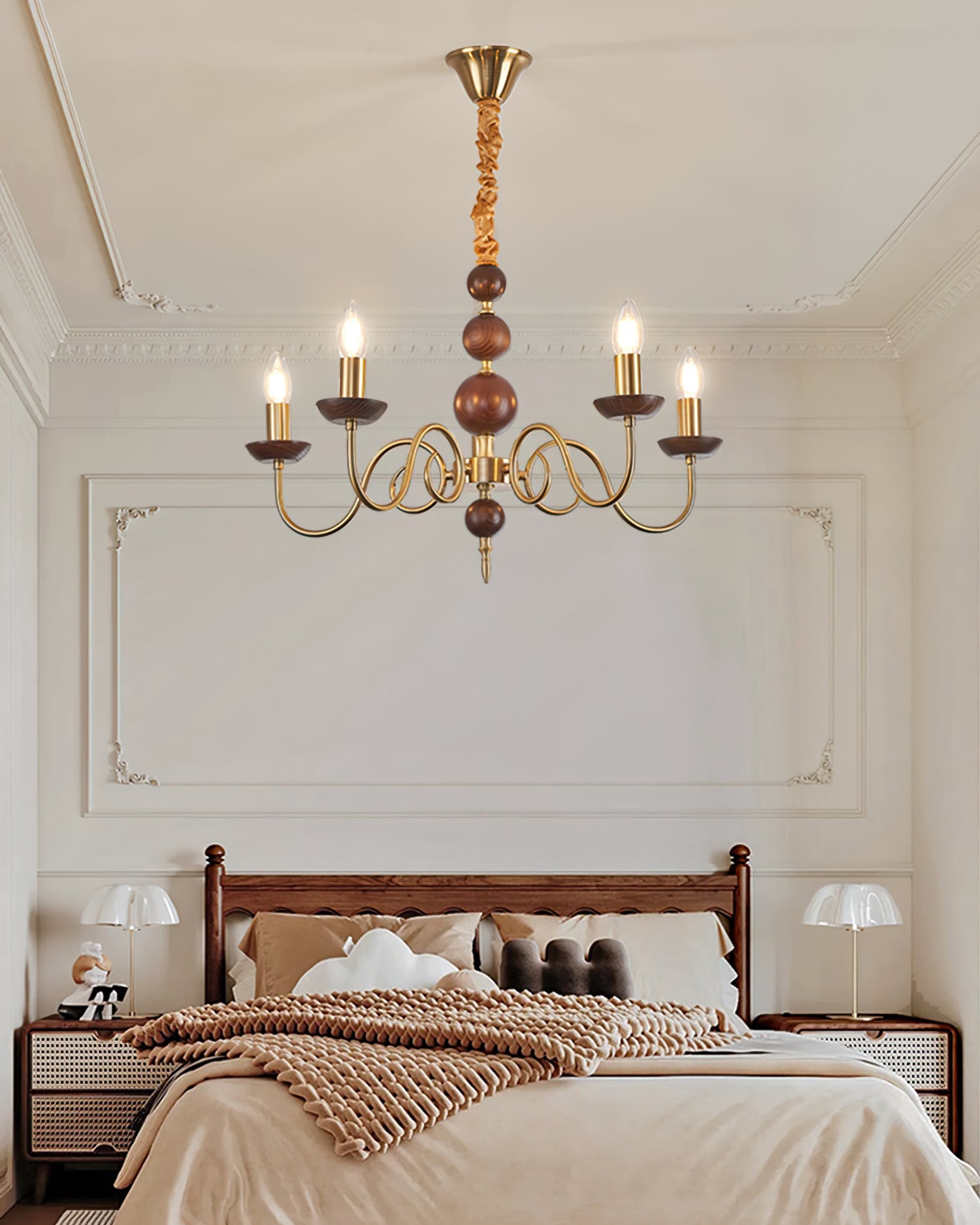 VIOLETTE FEATHERED LUMINAIRE